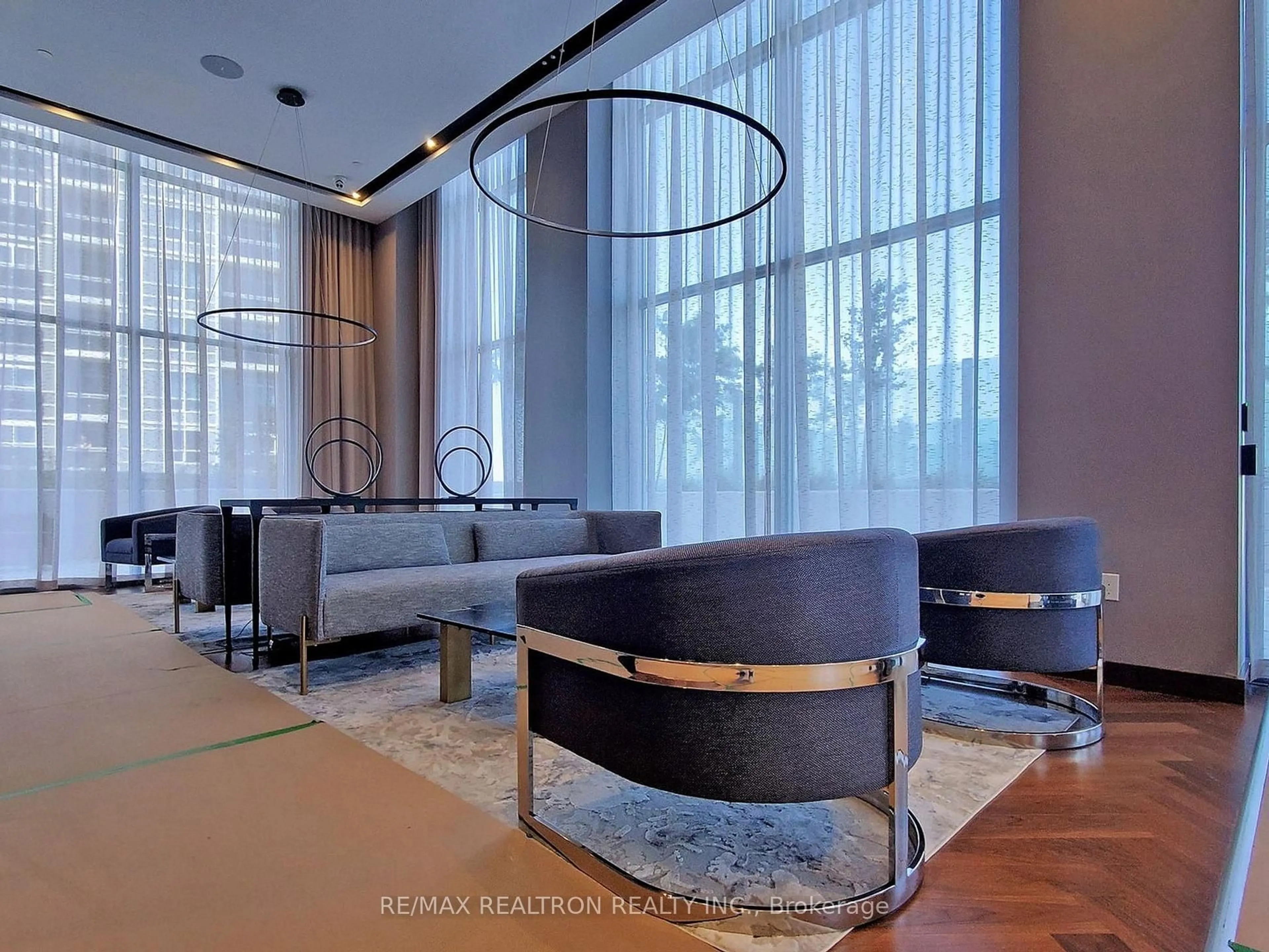 Lobby for 225 Village Green Sq #803, Toronto Ontario M1S 0N4