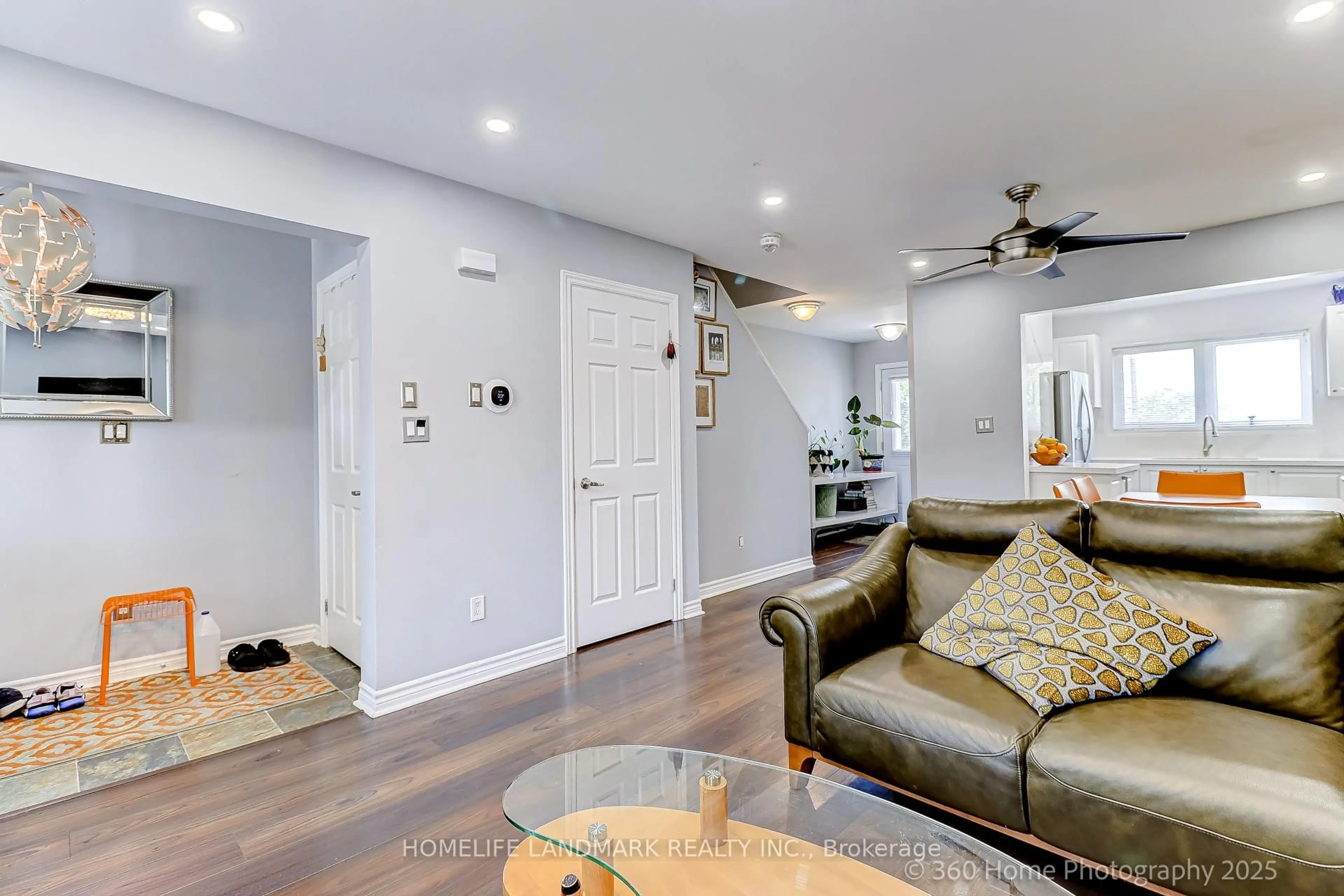 Living room with furniture, unknown for 361 Birchmount Rd #3, Toronto Ontario M1K 1M6