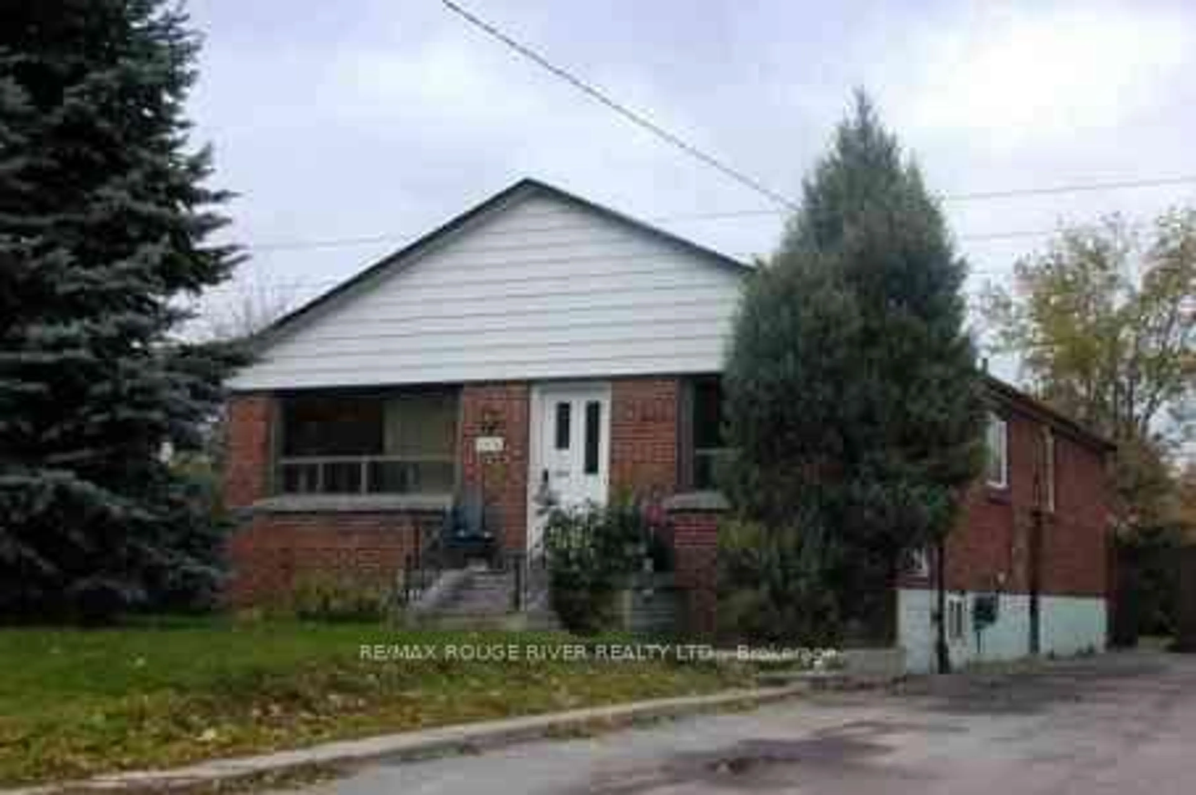 Home with brick exterior material, street for 164 Tower Dr, Toronto Ontario M1R 3P5