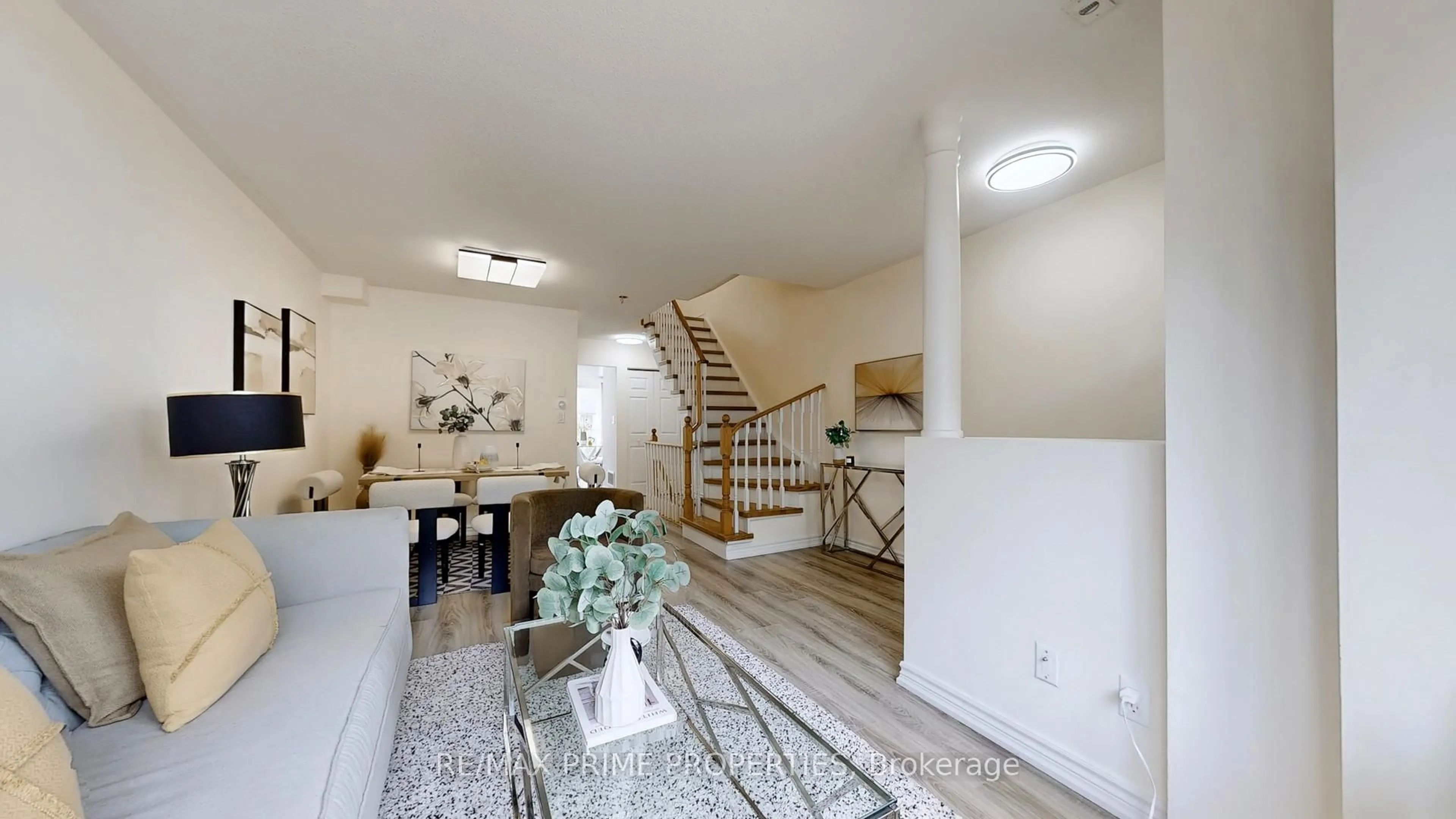 Unknown for 19 Rosebank Dr #205, Toronto Ontario M1B 5Z2