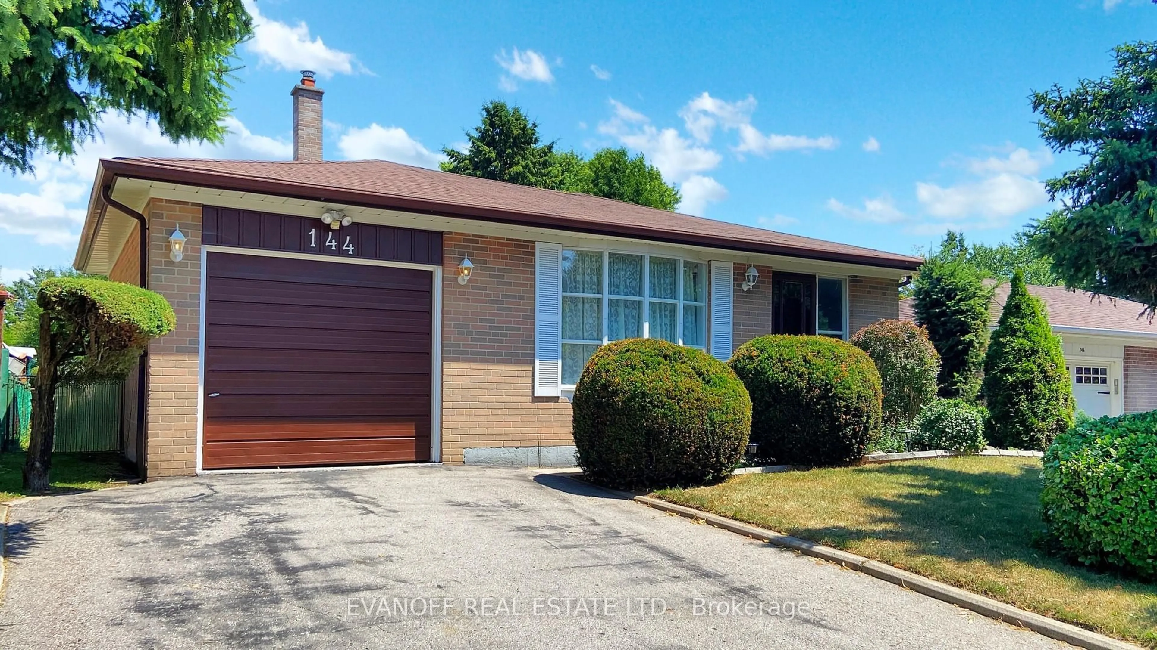 Home with brick exterior material, street for 144 Merkley Sq, Toronto Ontario M1G 2Y8