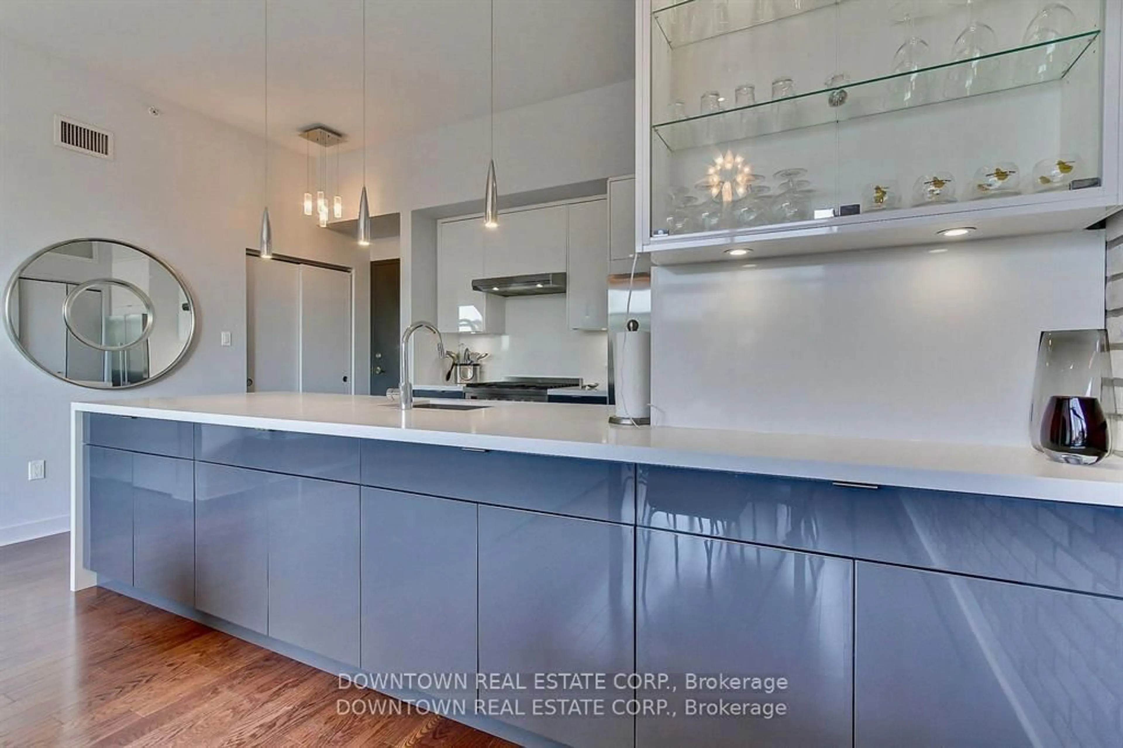 Open concept kitchen, ceramic/tile floor for 53 Colgate Ave #404, Toronto Ontario M4M 1N6