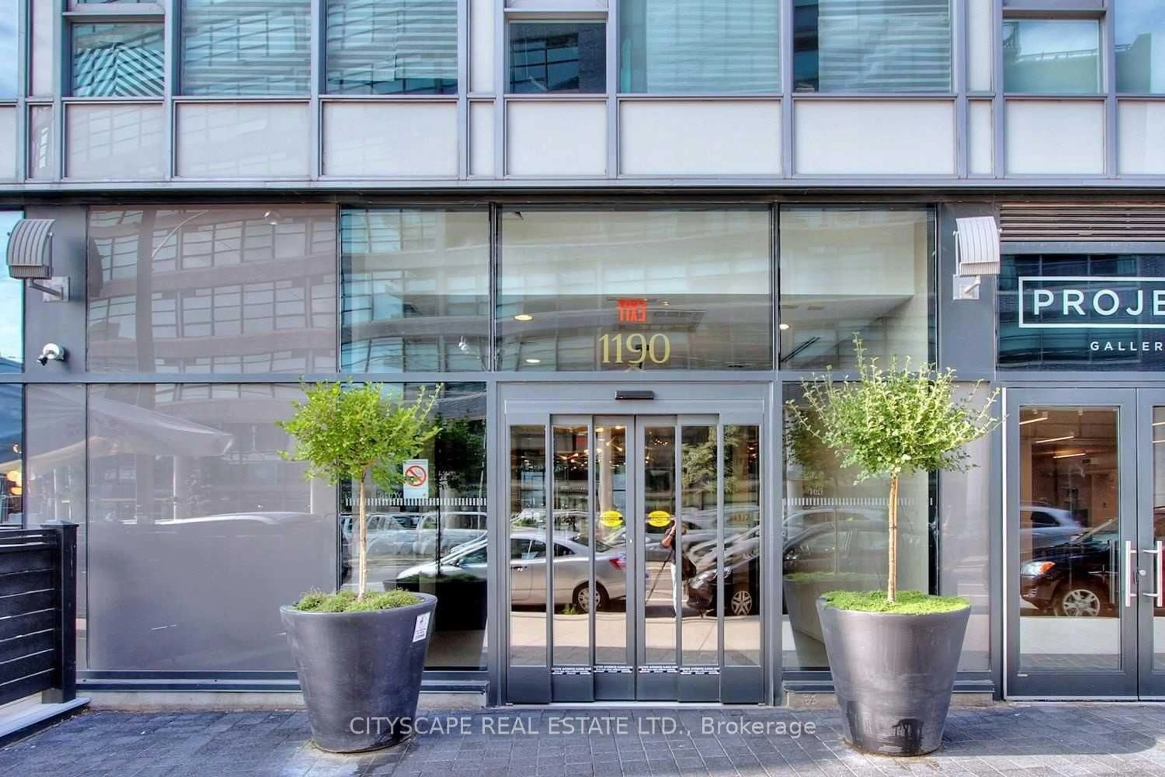 Unknown for 1190 Dundas St #220, Toronto Ontario M4M 0C5