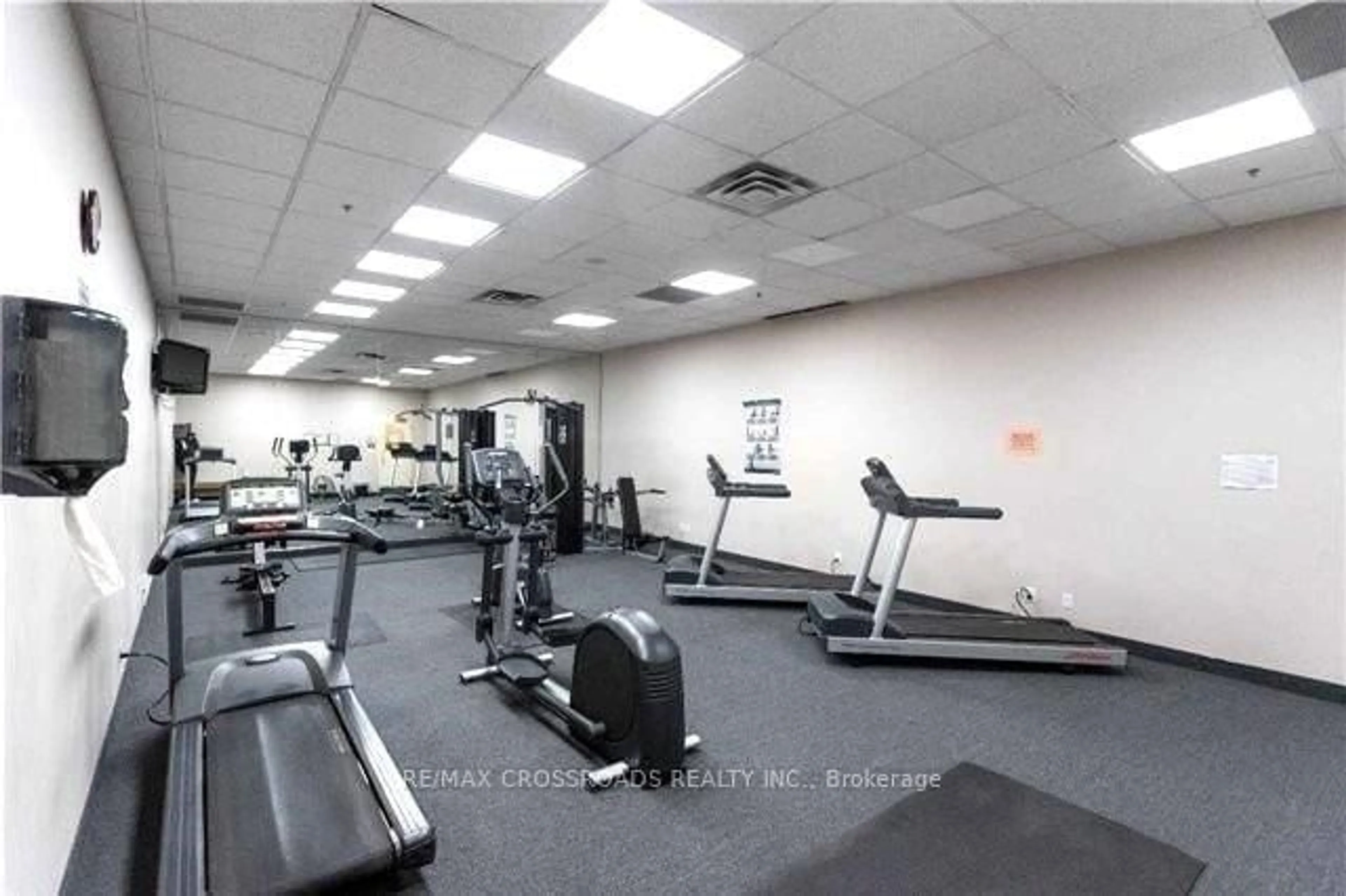 Gym or fitness room for 8 Lee Centre Dr #2112, Toronto Ontario M1H 3H8
