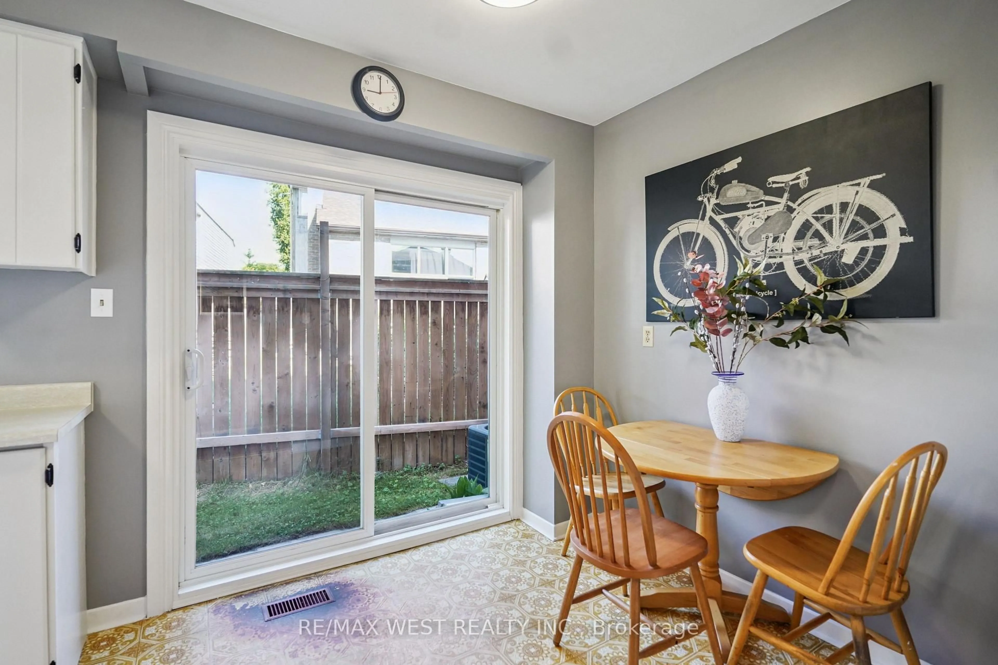 Unknown for 1182 Canborough Cres, Pickering Ontario L1V 3K9