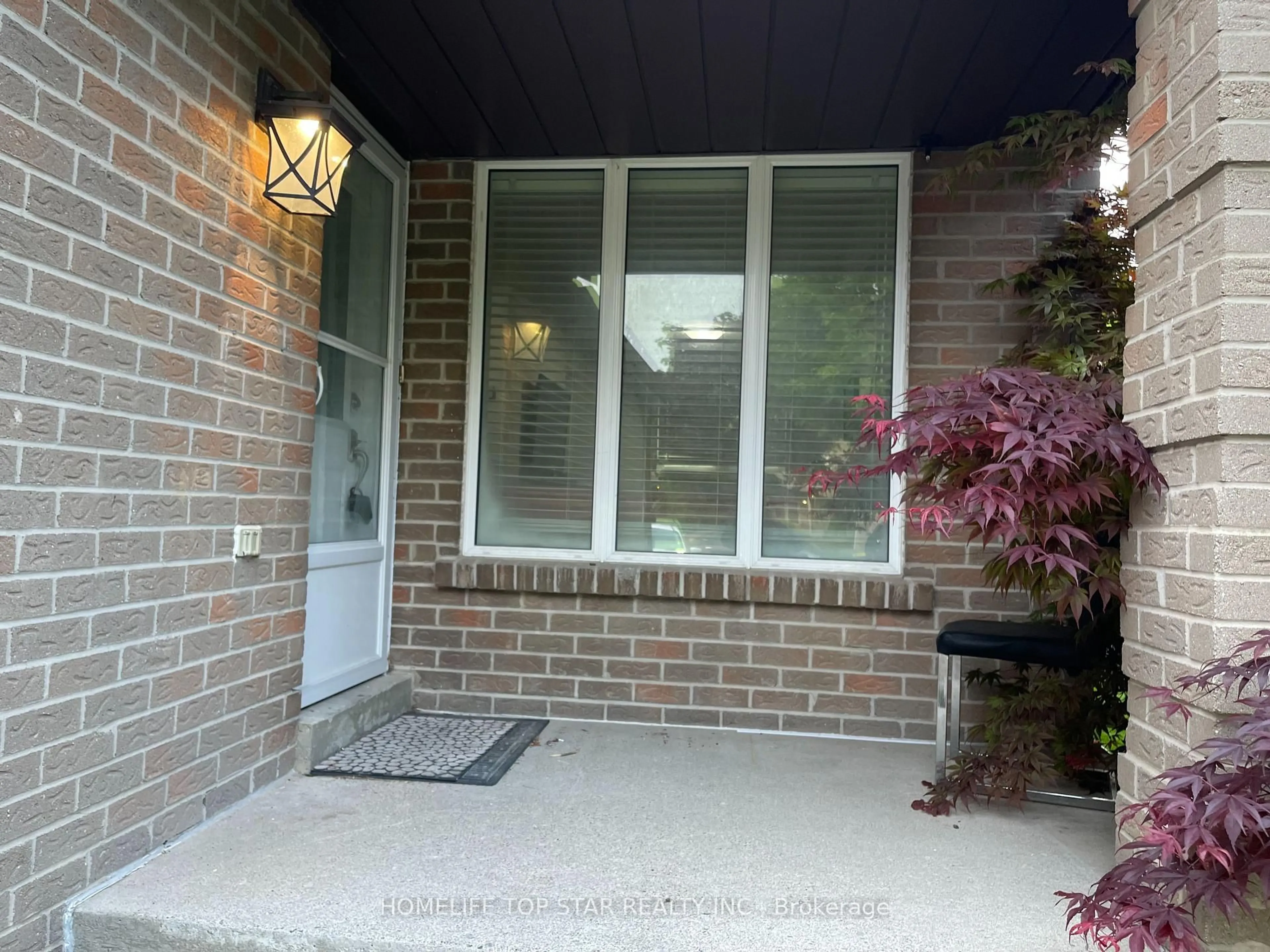 Unknown for 32 Millington Crescent Cres, Ajax Ontario L1T 1R3