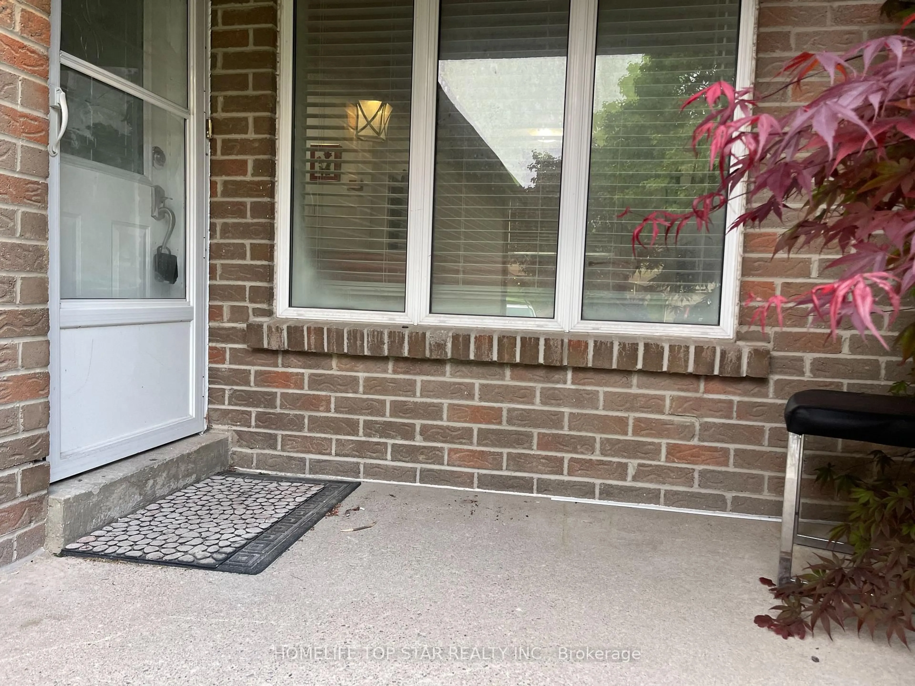 Unknown for 32 Millington Crescent Cres, Ajax Ontario L1T 1R3