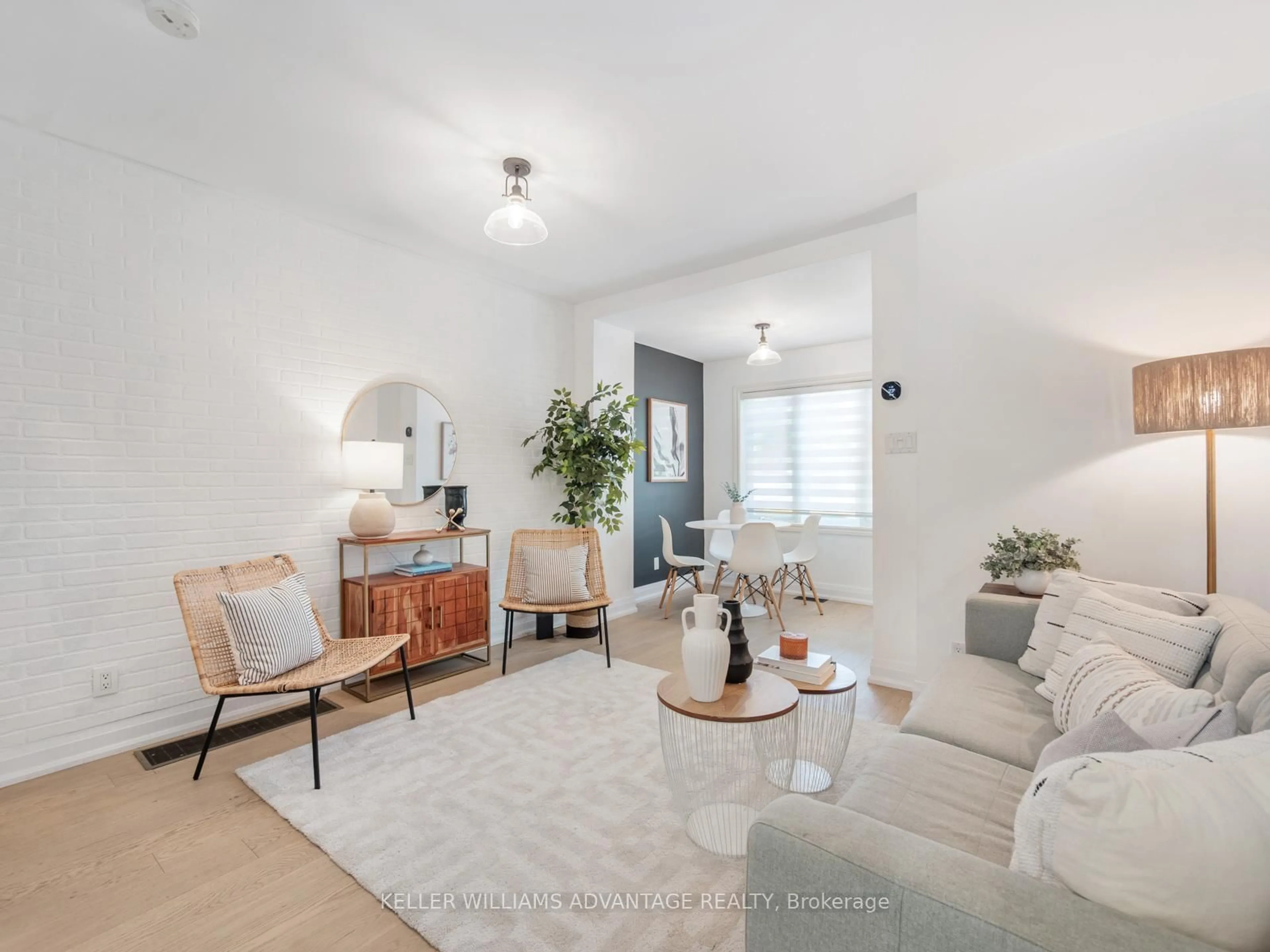 Living room with furniture, unknown for 209 Eastwood Rd, Toronto Ontario M4L 2E2