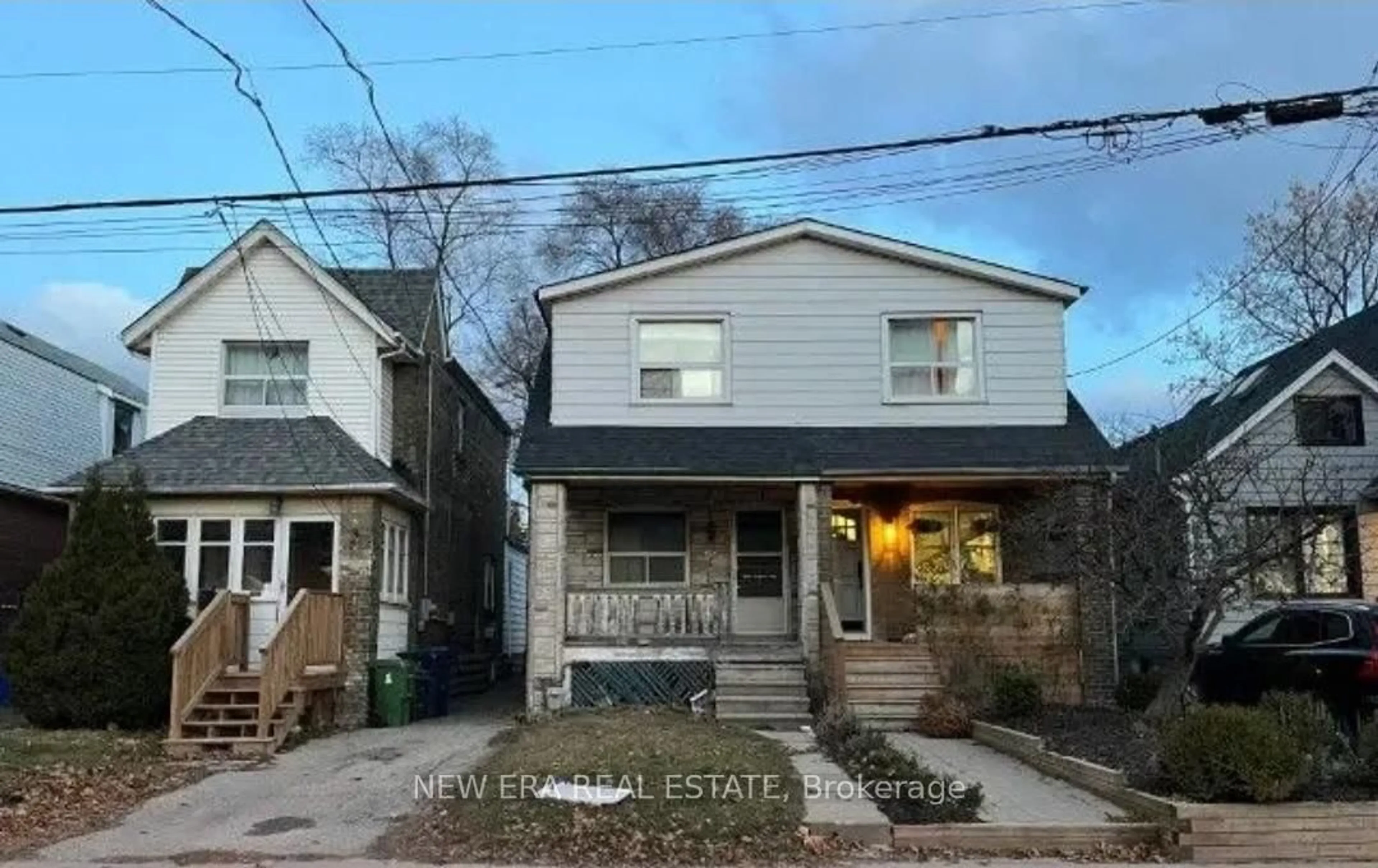 Home with brick exterior material, street for 15 Eastdale Ave, Toronto Ontario M4C 4Z8