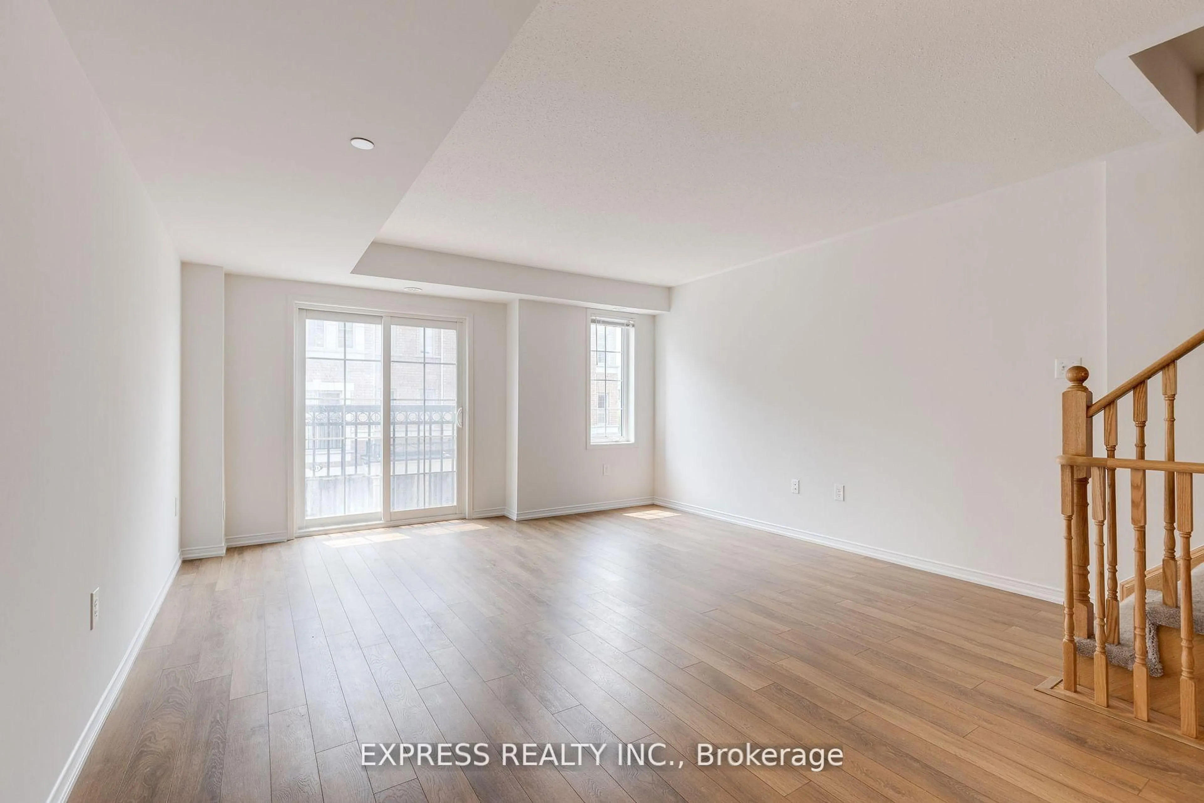 A pic of a room for 36 Pony Path, Oshawa Ontario L1L 0L1