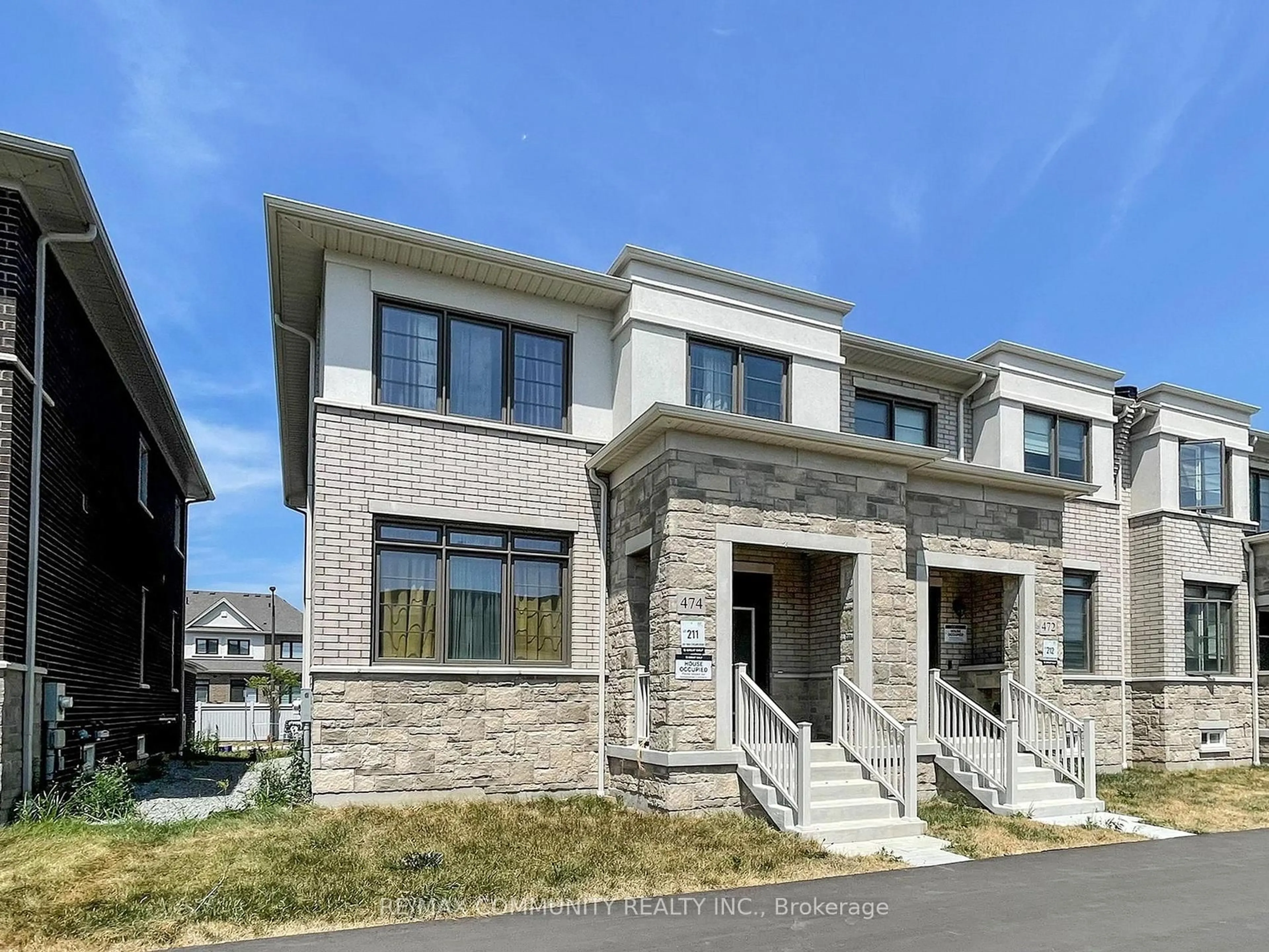 Home with brick exterior material, unknown for 474 Twin Streams Rd, Whitby Ontario L1P 0P5