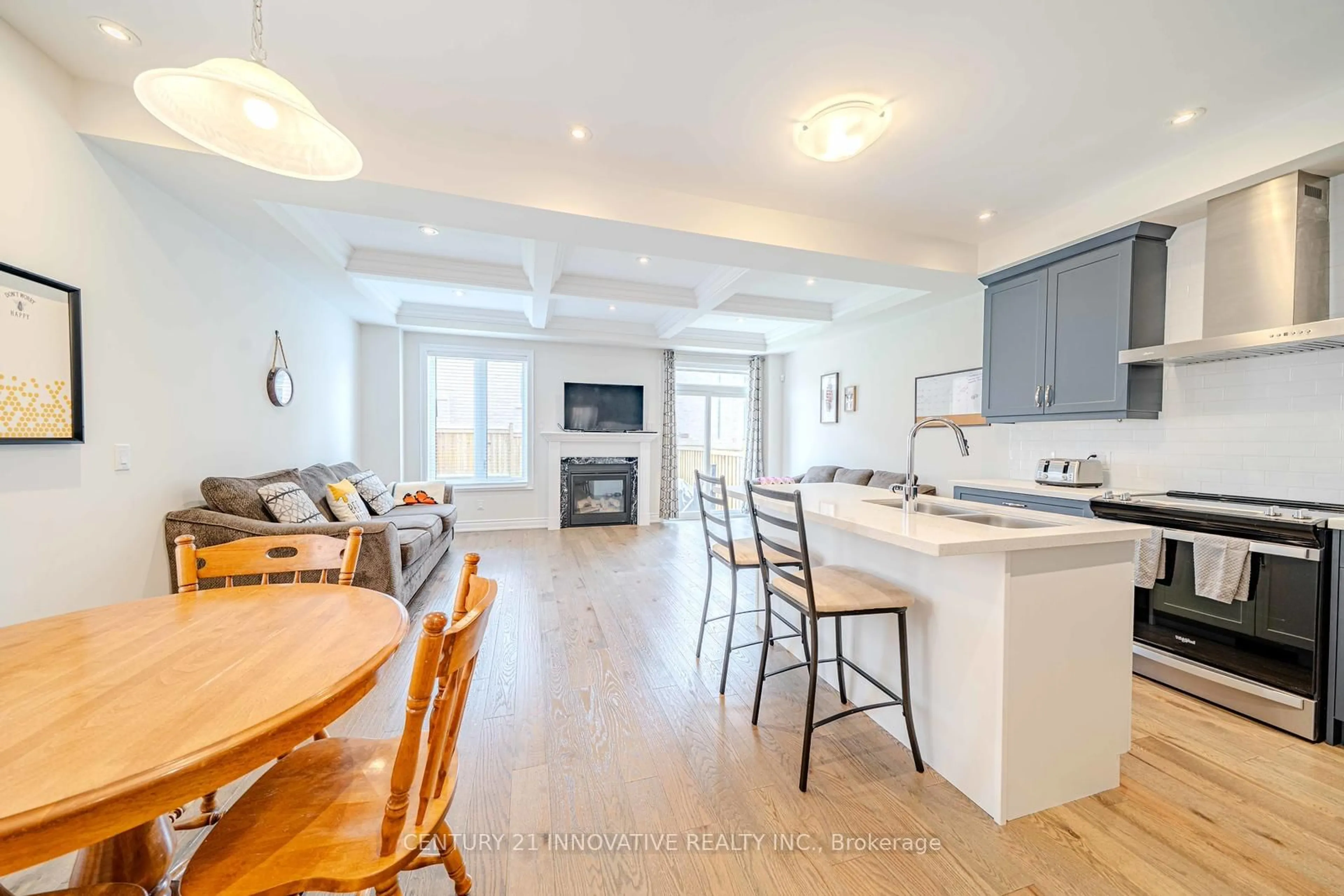 Open concept kitchen, unknown for 110 Dorian Dr, Whitby Ontario L1P 0C8