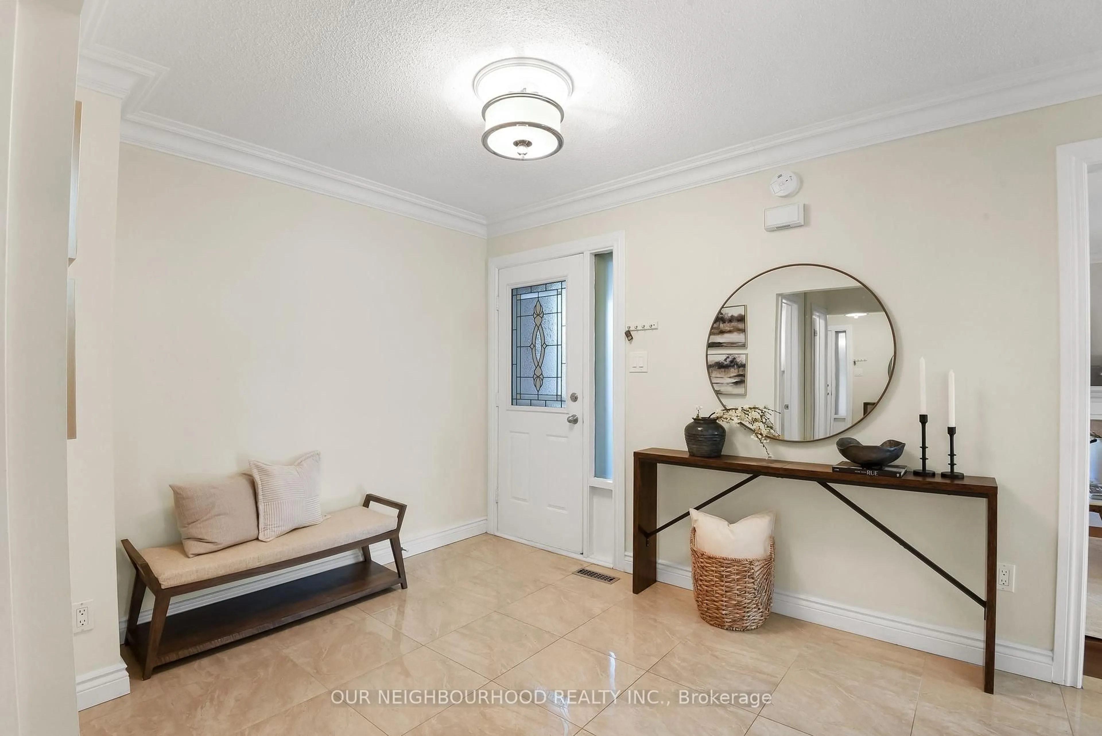 Indoor entryway for 5 Noble Dr, Ajax Ontario L1Z 1B7