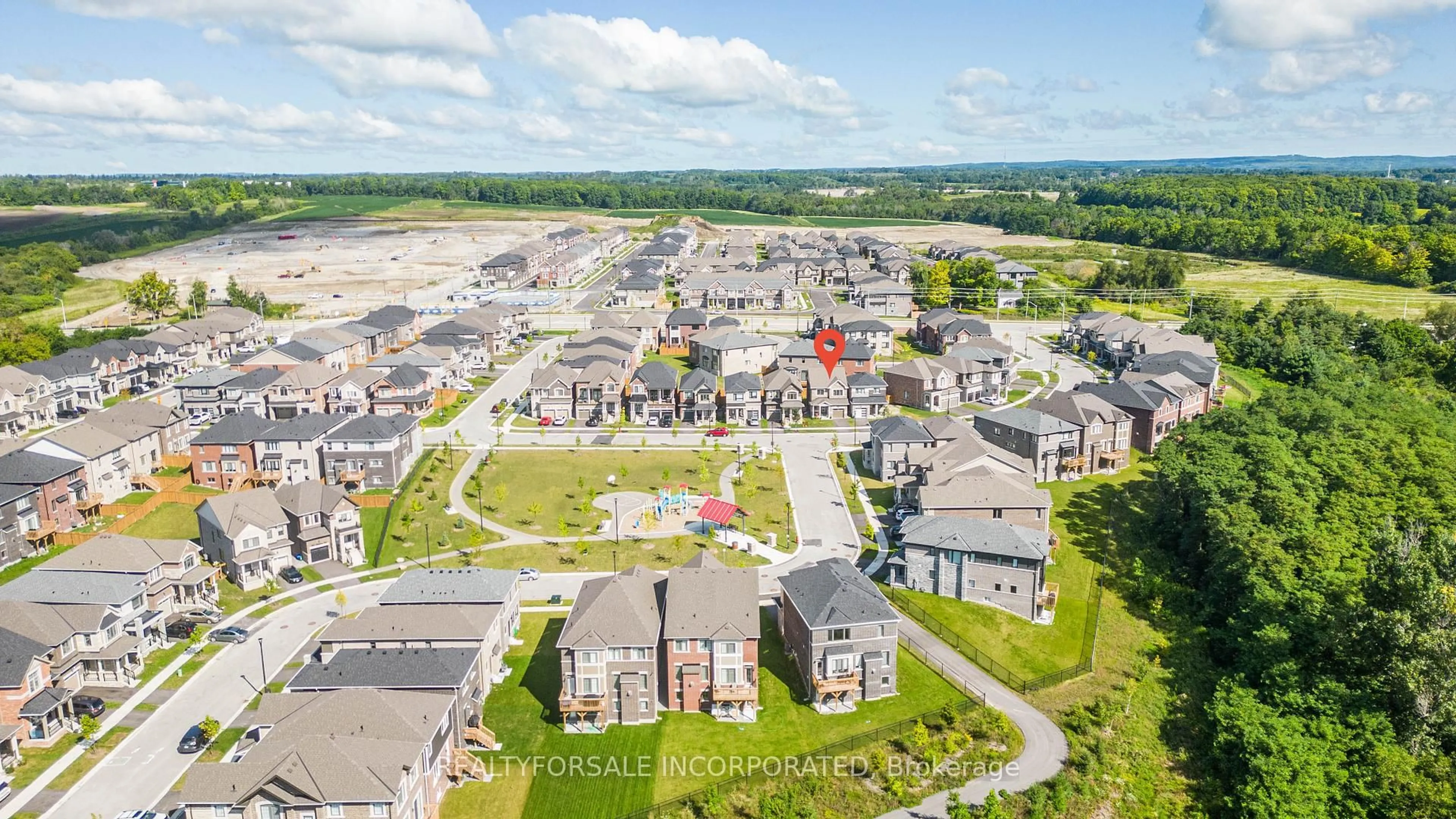 A pic from outside/outdoor area/front of a property/back of a property/a pic from drone, street for 1406 Stillmeadow Lane, Pickering Ontario L1X 0N5