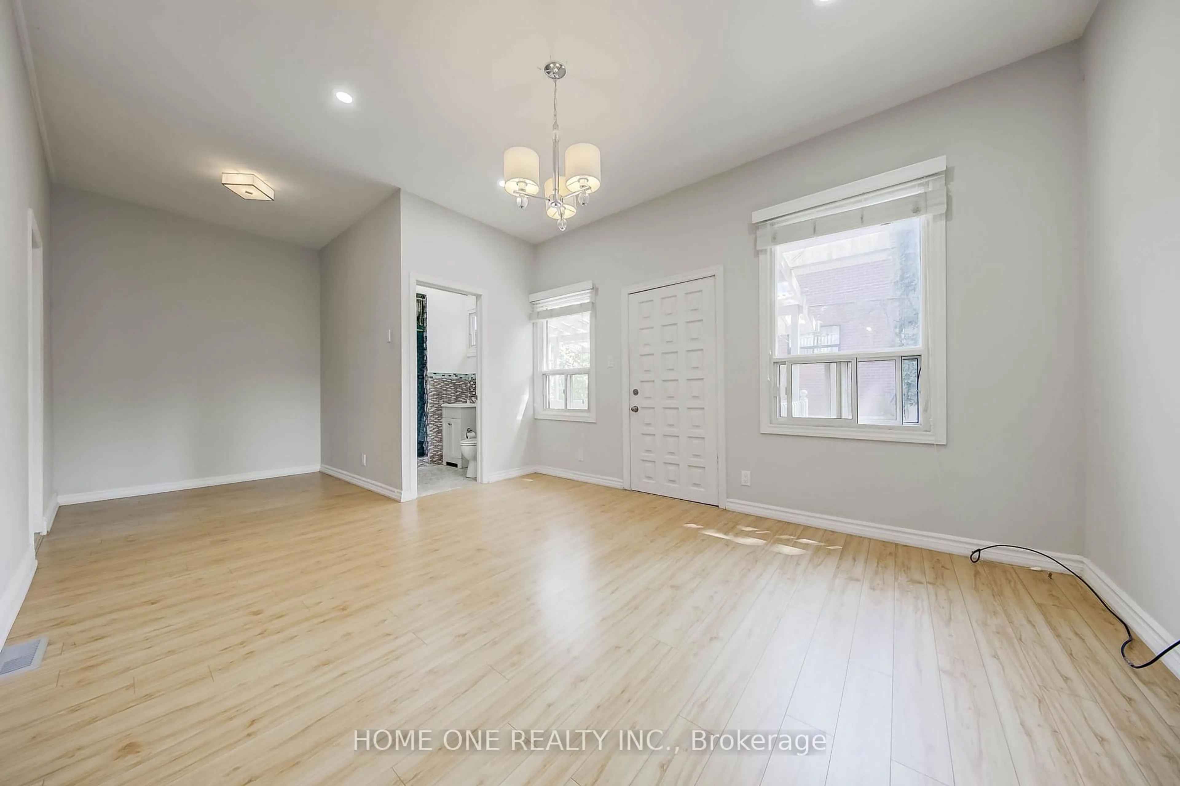 A pic of a room for 13 Simpson Ave, Toronto Ontario M4K 1A1