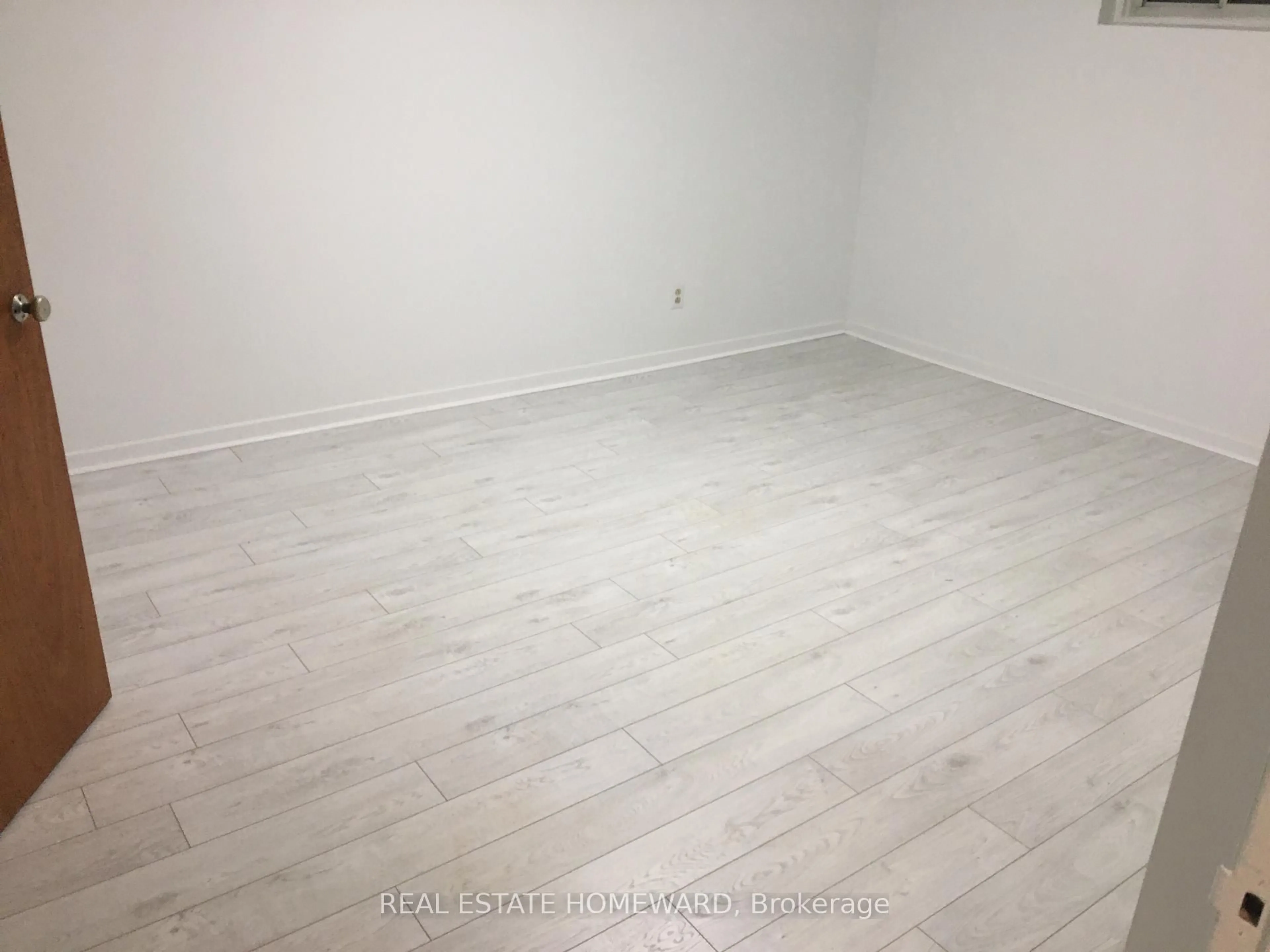 A pic of a room for 7 Dunlop Ave, Toronto Ontario M1K 1K8