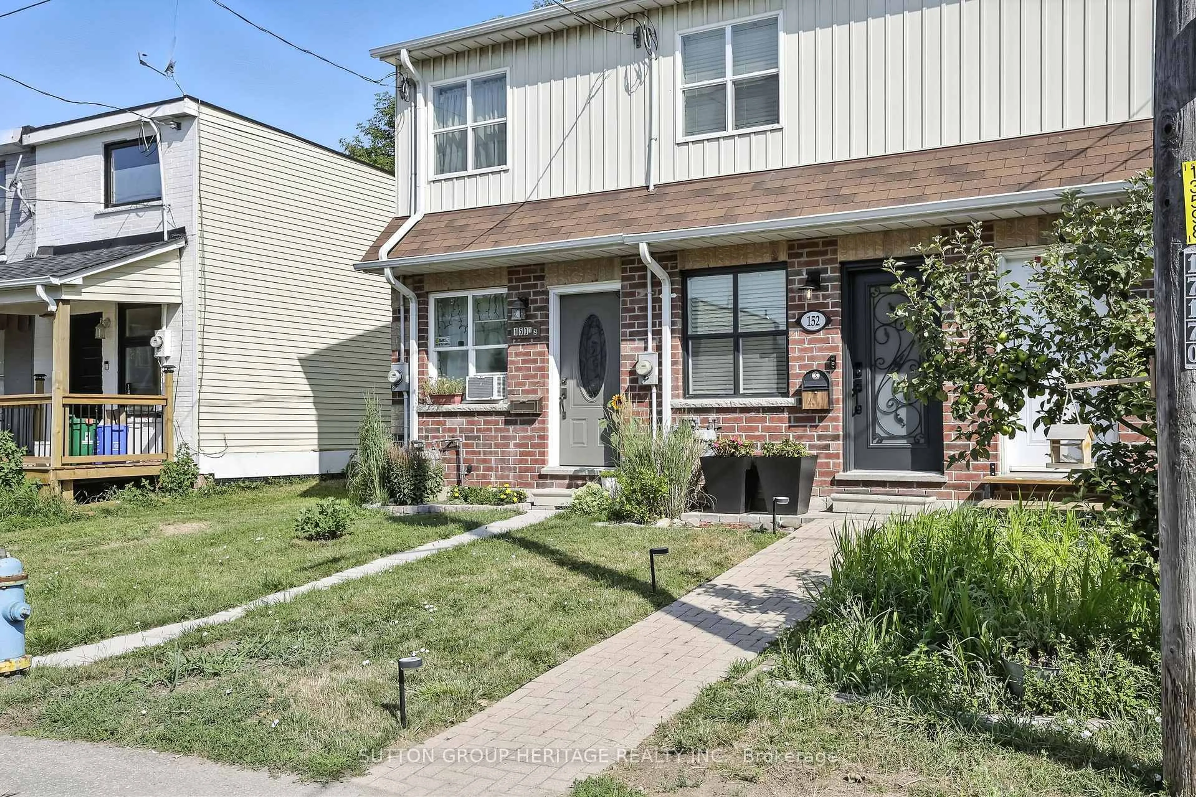 Home with brick exterior material, street for 152 Olive Ave, Oshawa Ontario L1H 2P2
