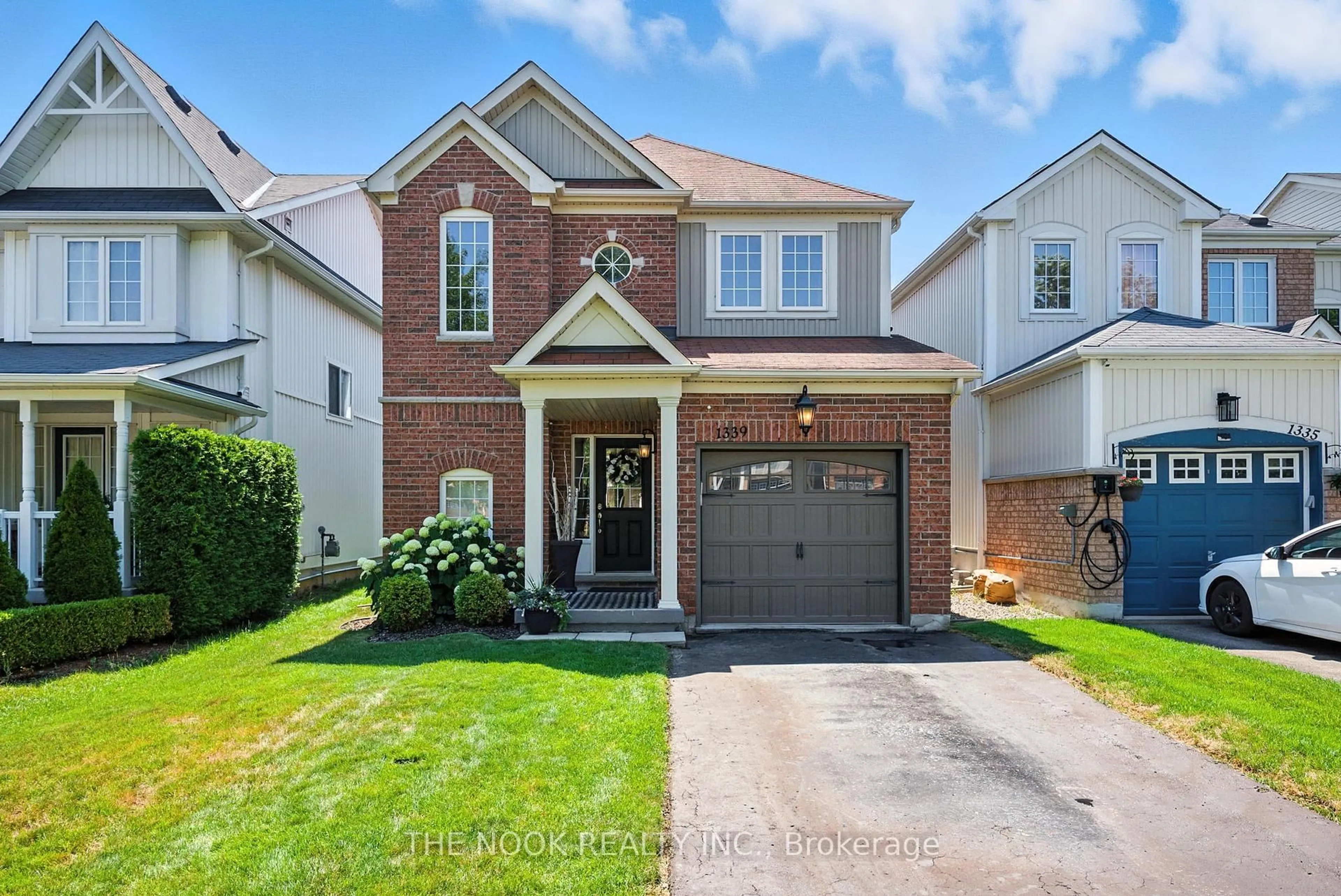 Home with brick exterior material, street for 1339 Whitelaw Ave, Oshawa Ontario L1K 0G6