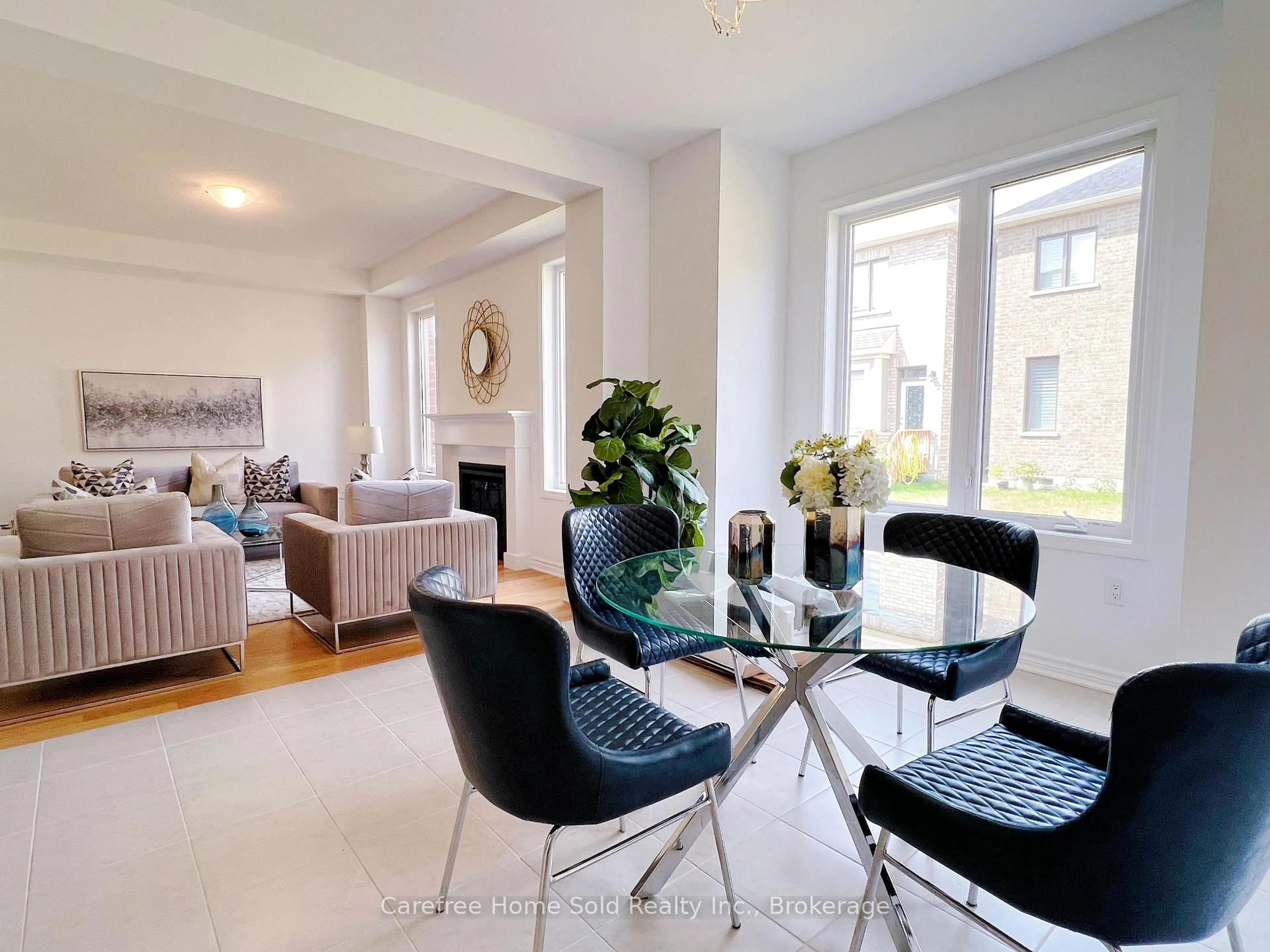 Living room with furniture, unknown for 2998 Heartwood Lane, Pickering Ontario L1X 0P1