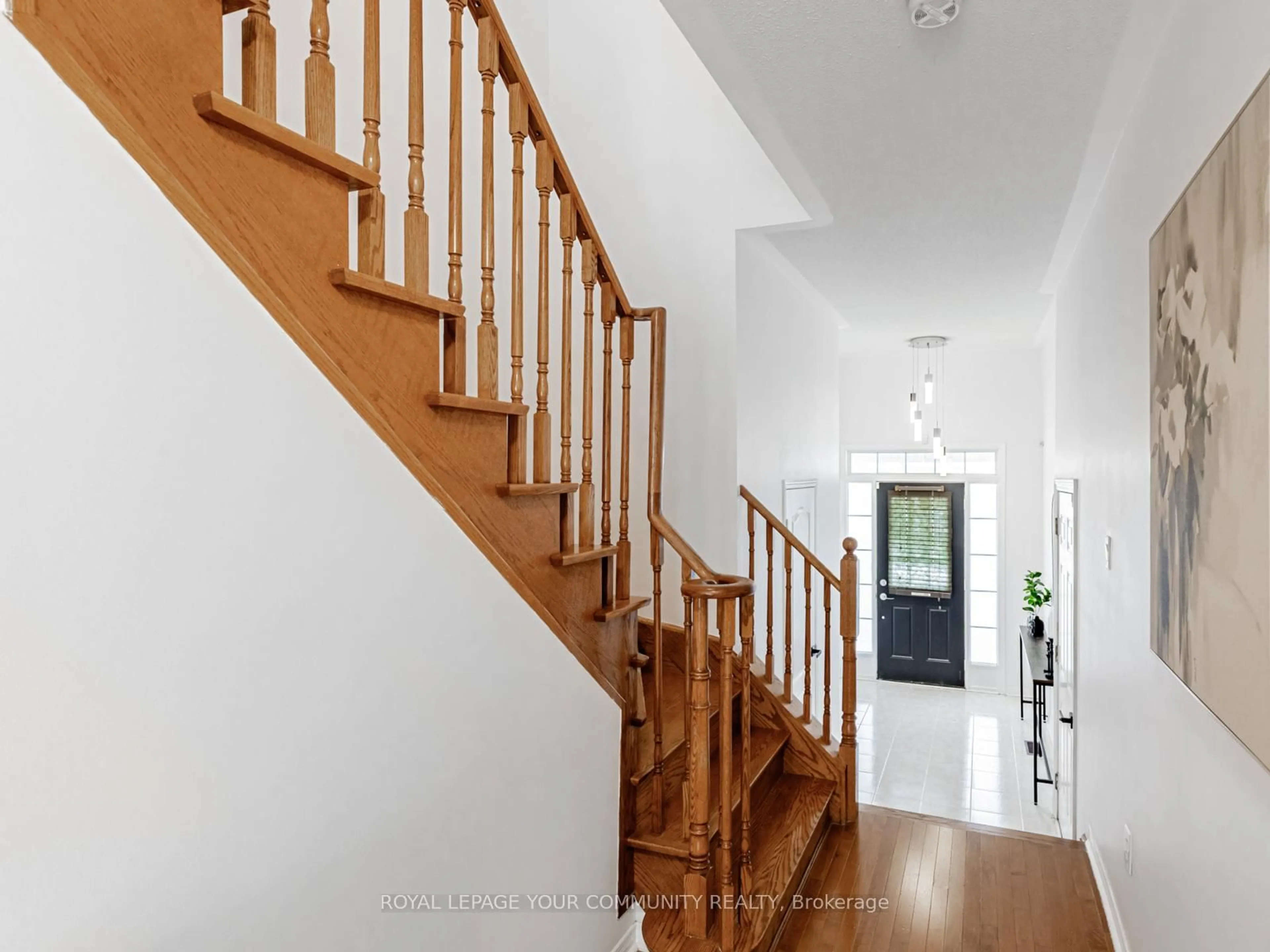 Unknown for 104 Dairy Dr, Toronto Ontario M1L 0E9