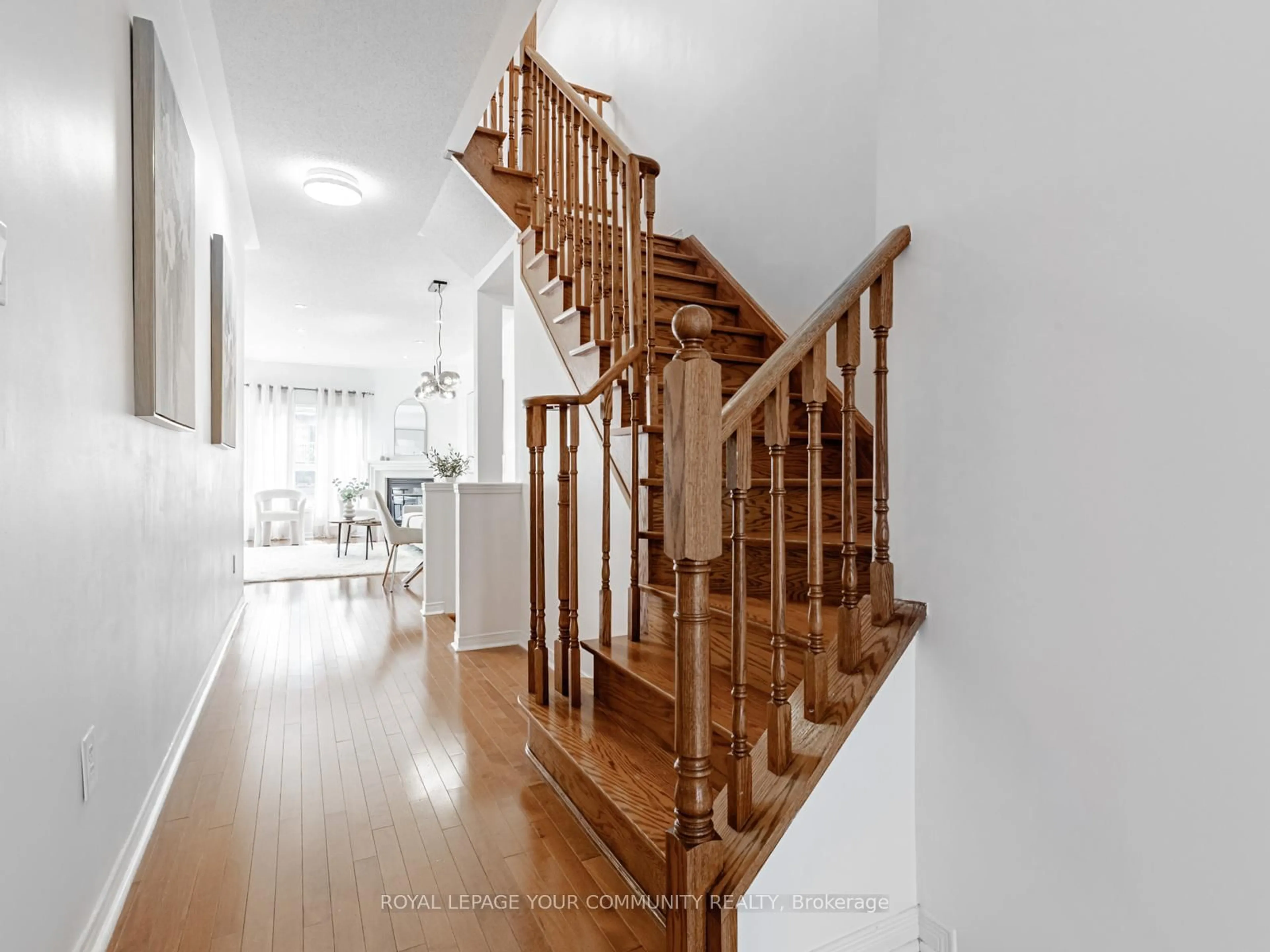 Unknown for 104 Dairy Dr, Toronto Ontario M1L 0E9