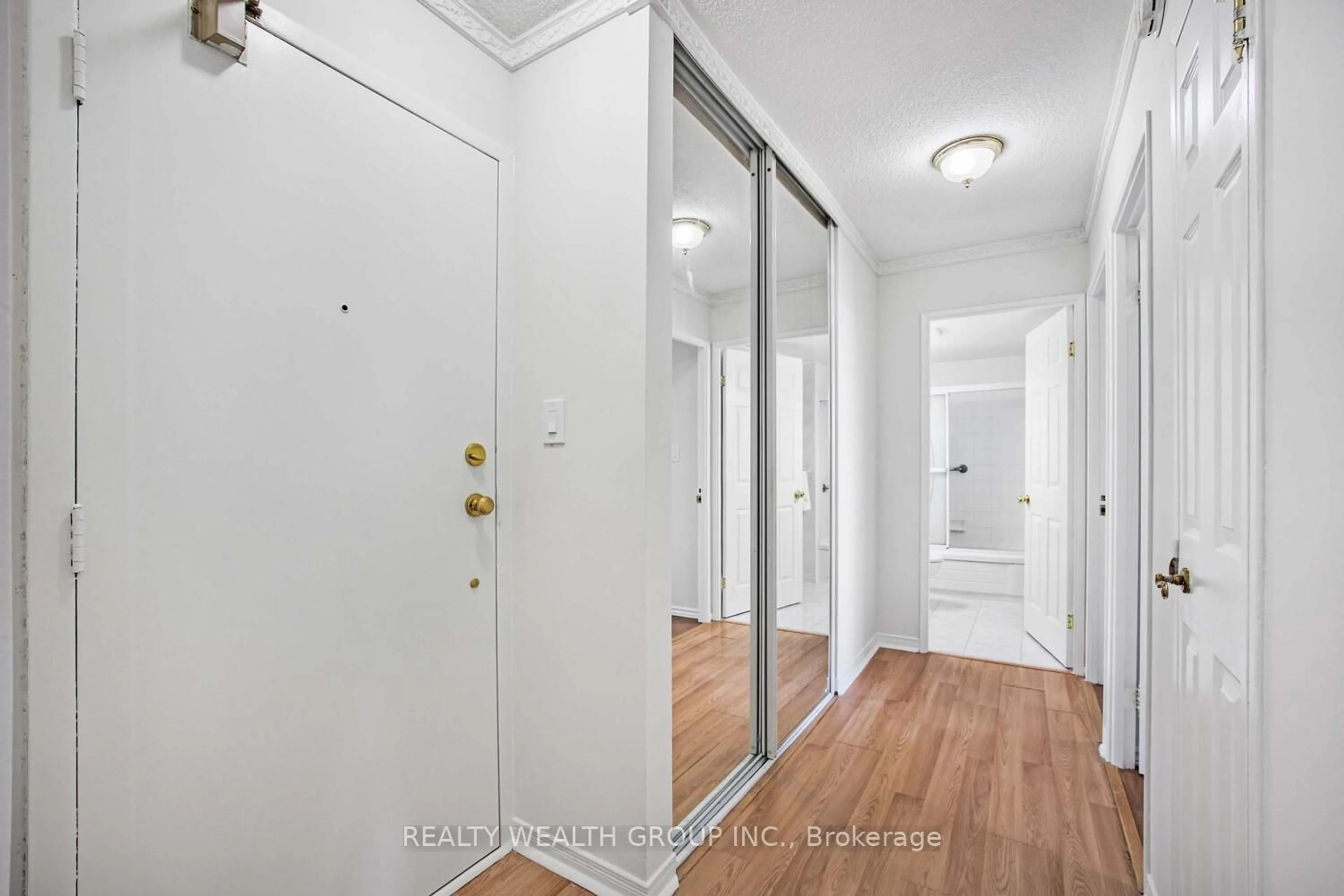 Indoor entryway for 90 Ling Rd ##1105, Toronto Ontario M1E 4Y3