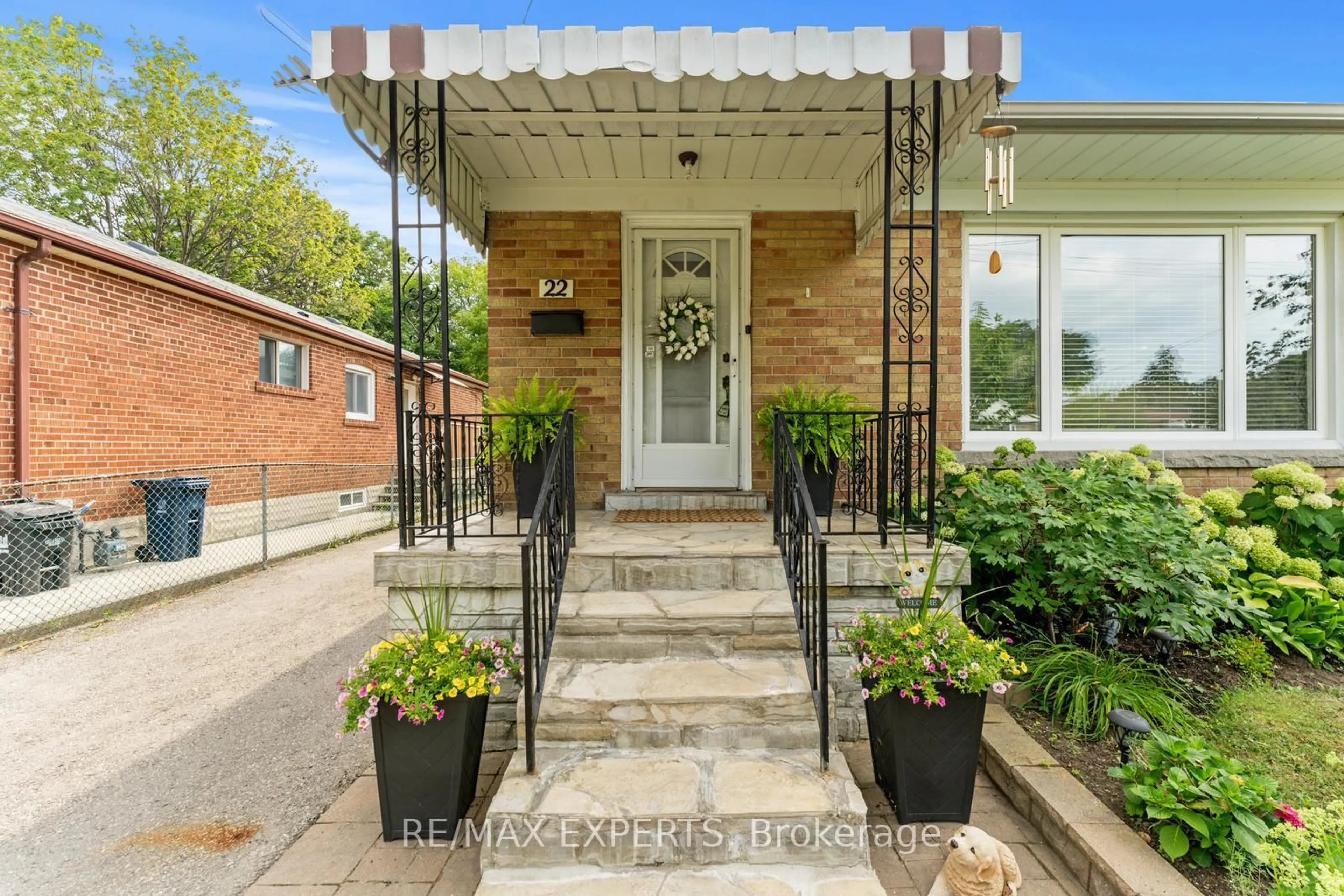 Home with brick exterior material, street for 22 Beacon Rd, Toronto Ontario M1P 1G7