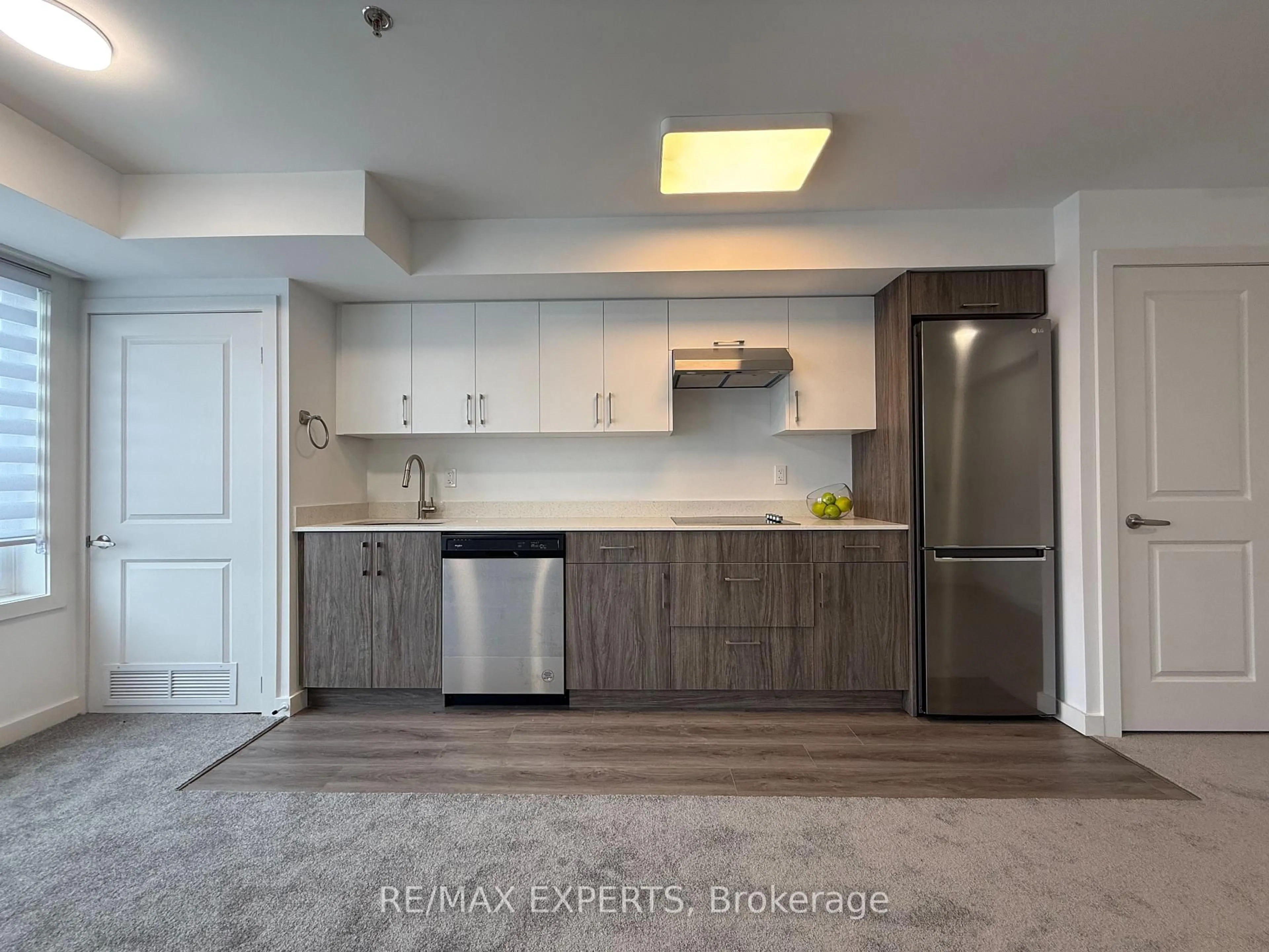 Open concept kitchen, unknown for 45 Connaught Ave #104, Toronto Ontario M4L 2V8