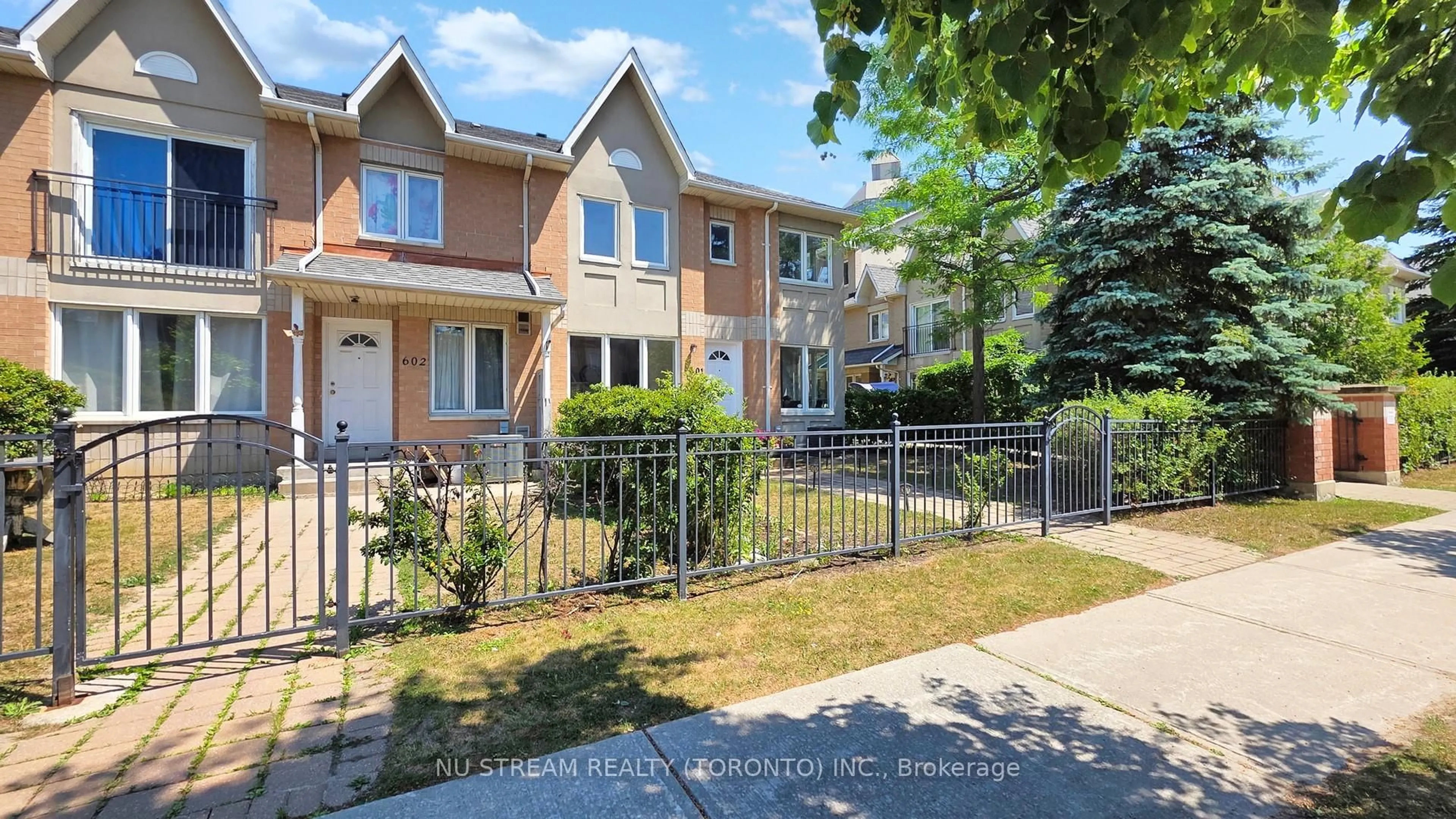 A pic from outside/outdoor area/front of a property/back of a property/a pic from drone, street for 29 Rosebank Dr #601, Toronto Ontario M1B 5Y7