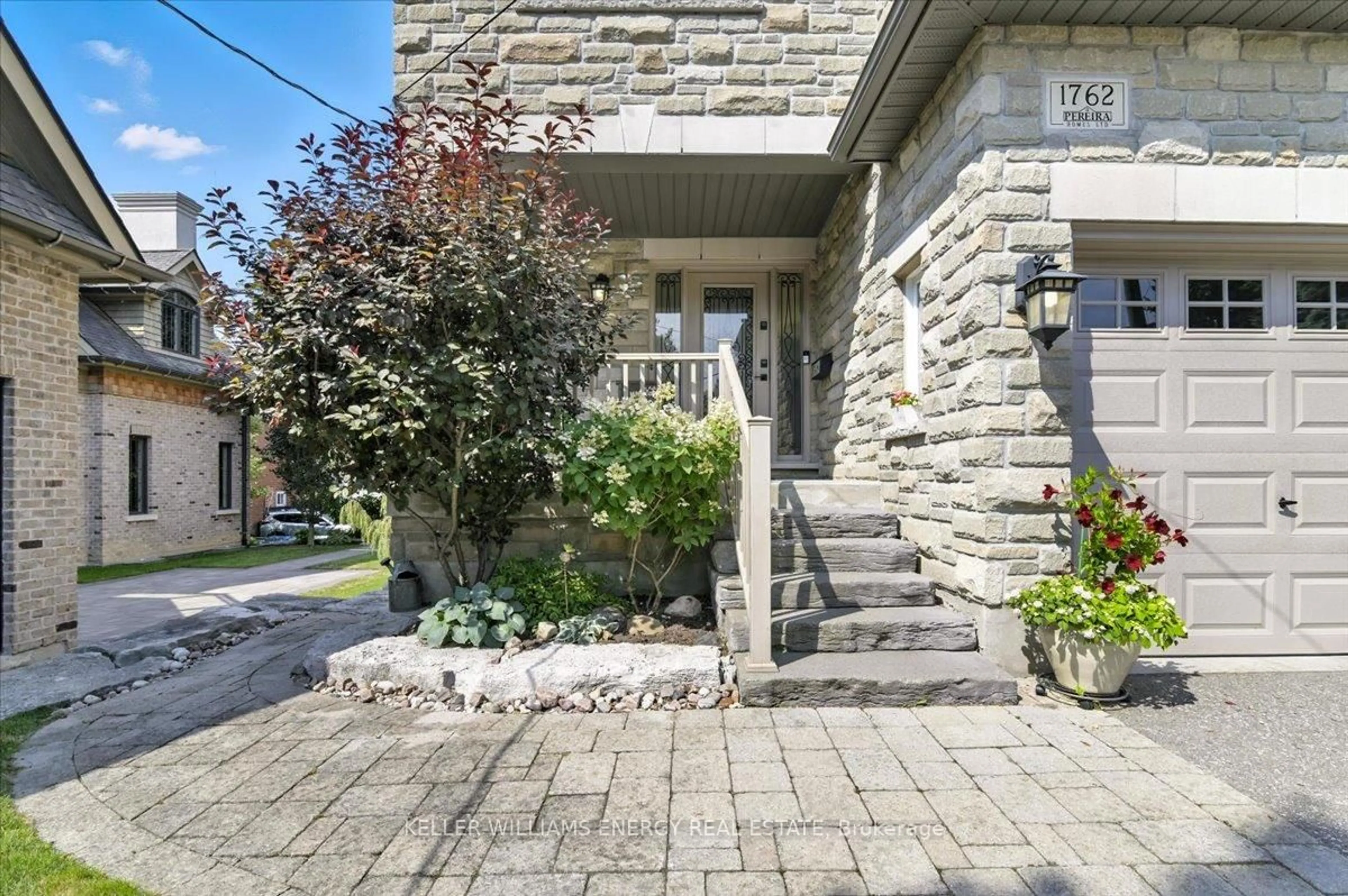 Unknown for 1762 Dufferin St, Whitby Ontario L1N 1B4