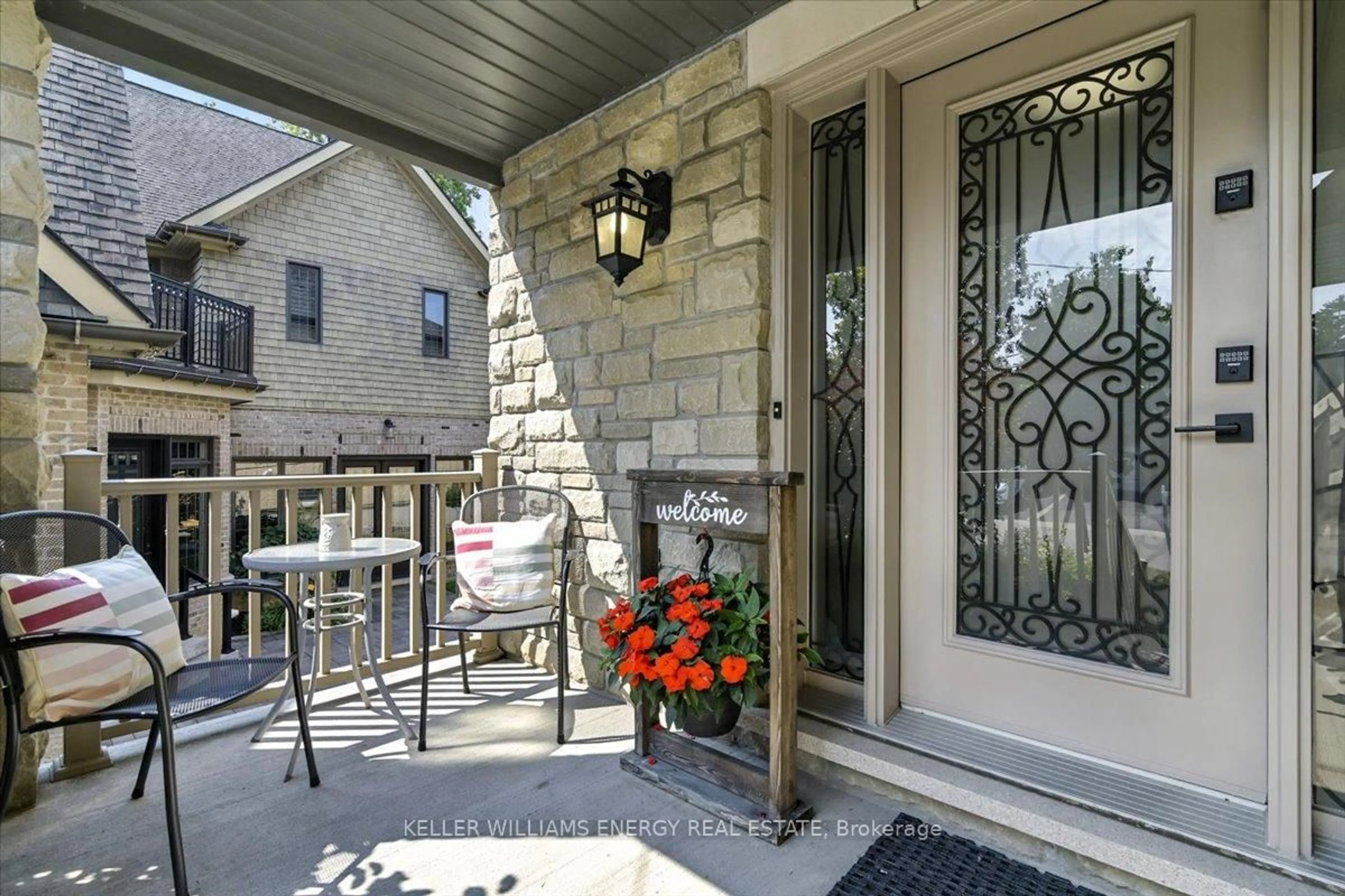Unknown for 1762 Dufferin St, Whitby Ontario L1N 1B4