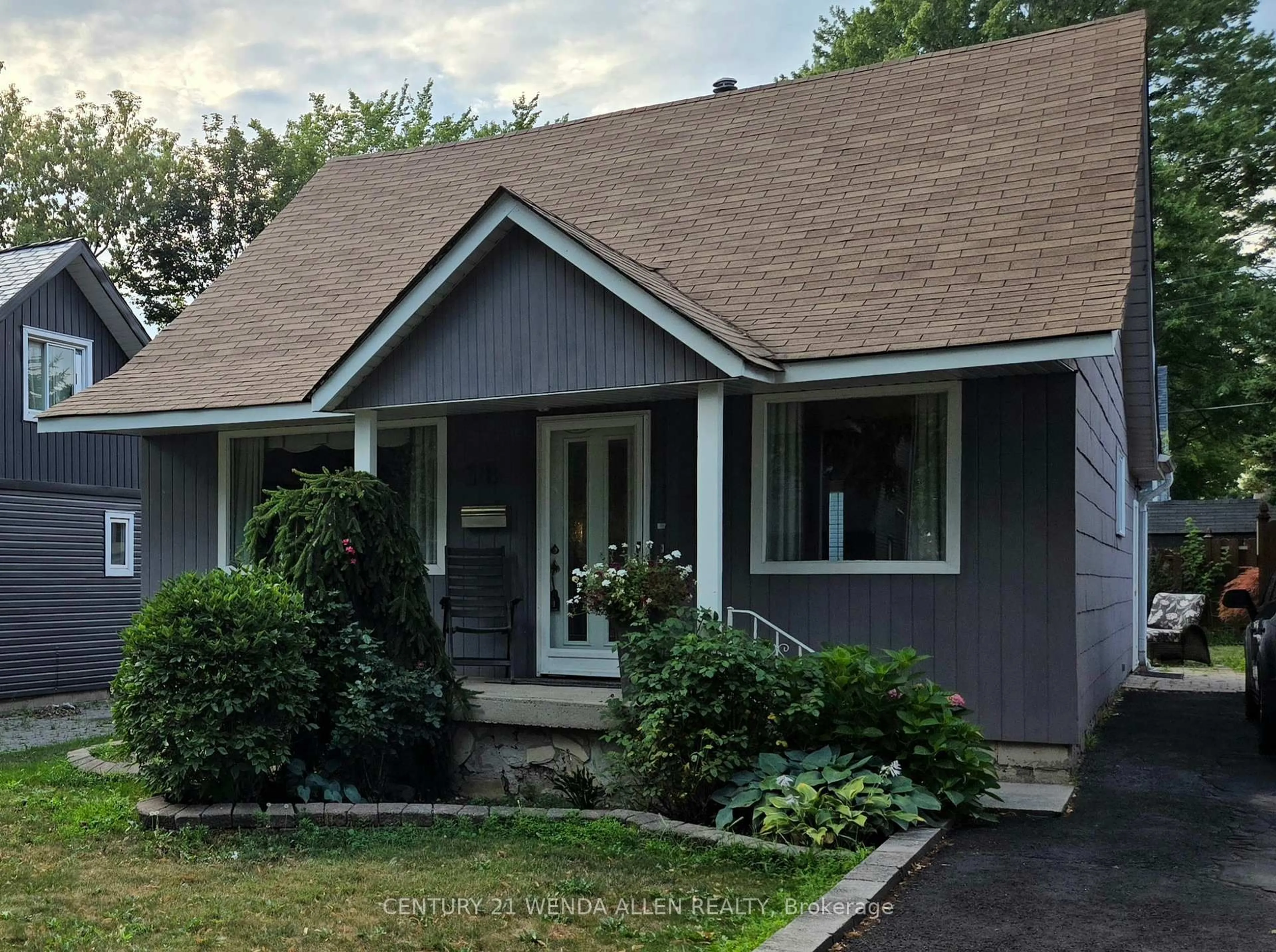 Home with vinyl exterior material, street for 18 George St, Ajax Ontario L1S 1S5