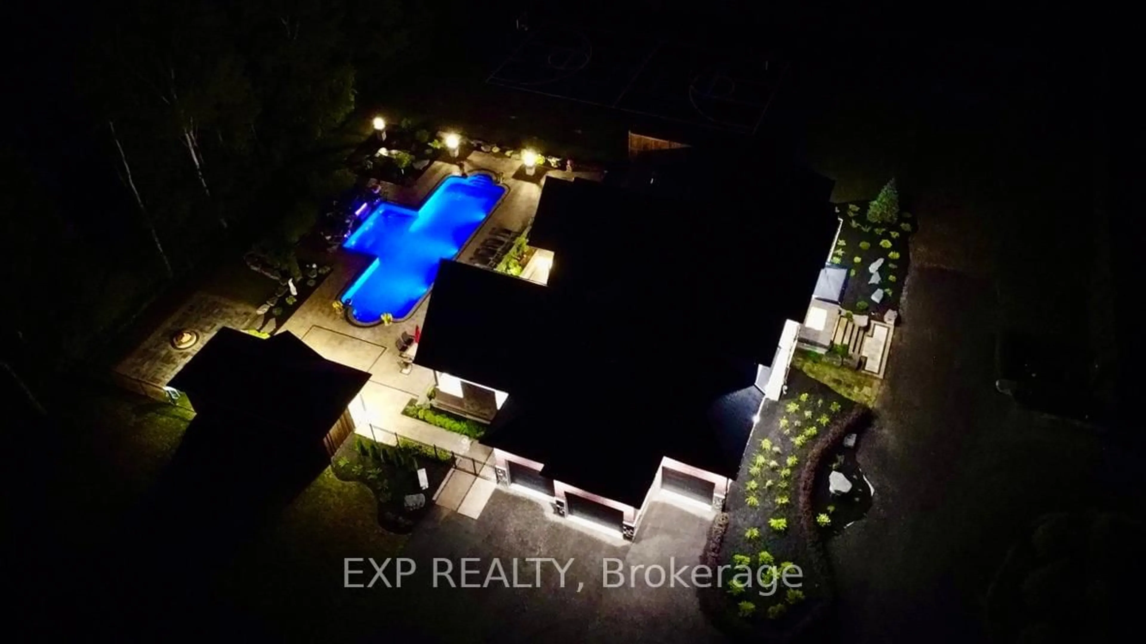 A pic from outside/outdoor area/front of a property/back of a property/a pic from drone, city buildings view from balcony for 849 Townline Rd, Clarington Ontario L1K 3C8