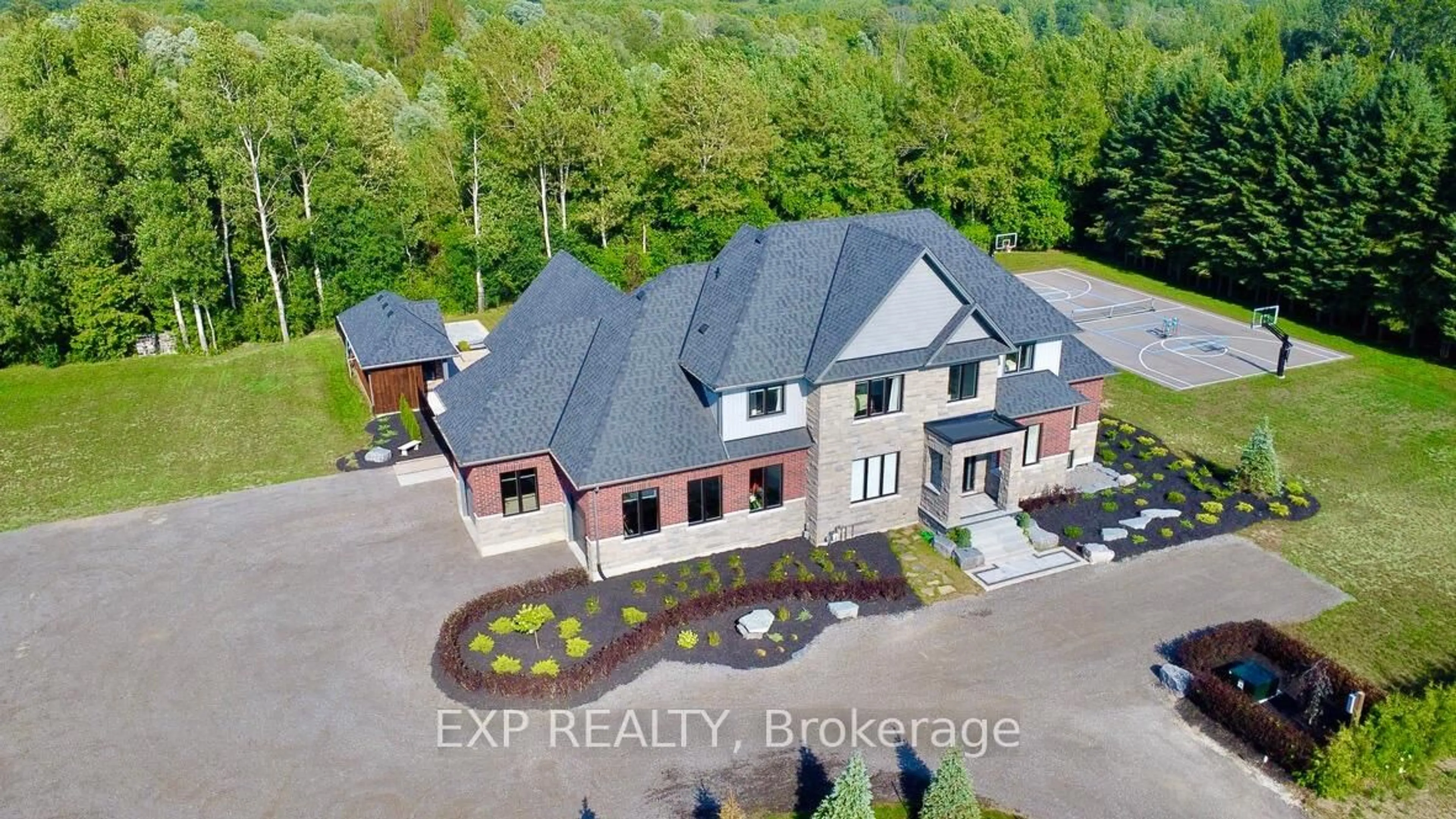 A pic from outside/outdoor area/front of a property/back of a property/a pic from drone, building for 849 Townline Rd, Clarington Ontario L1K 3C8