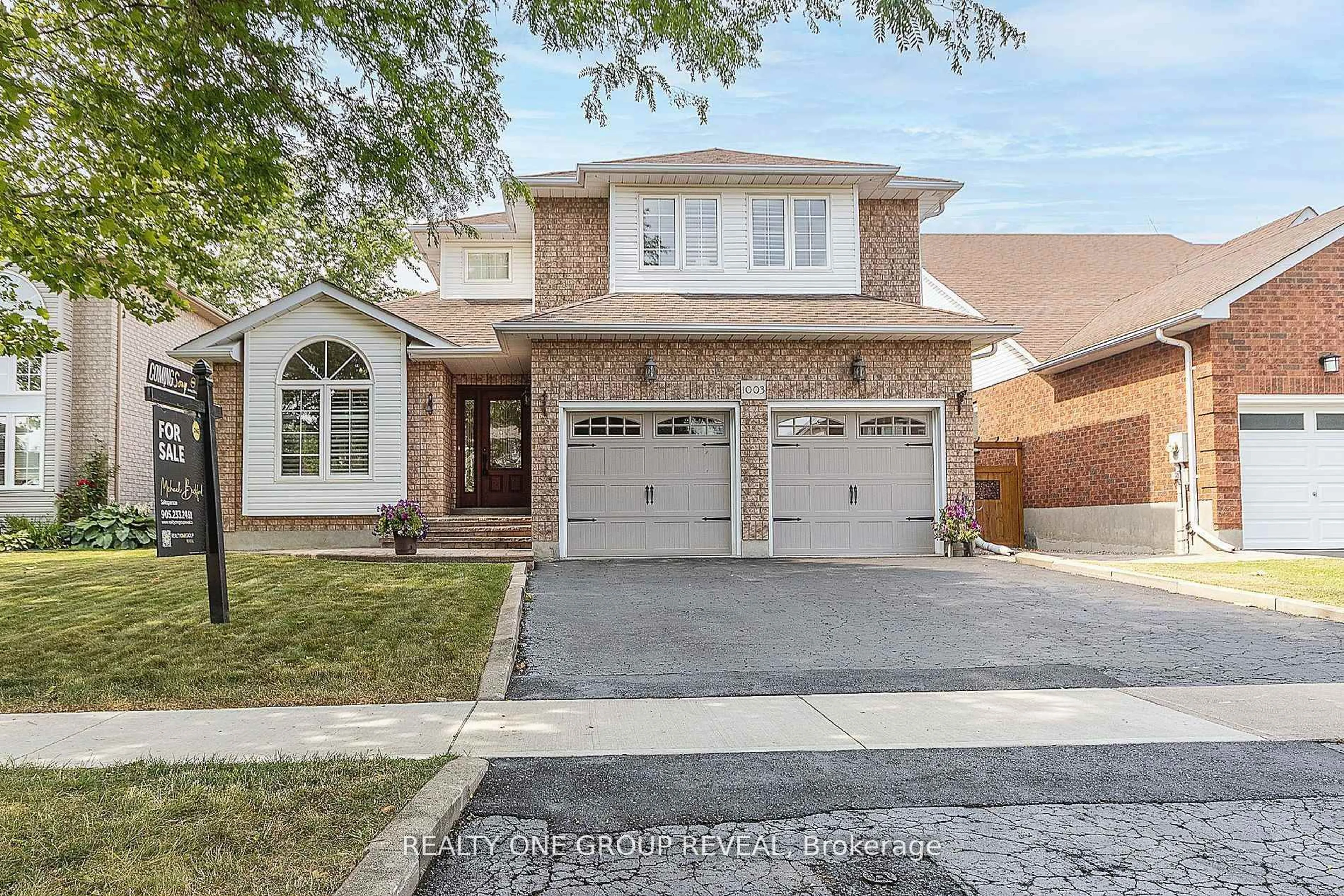 Home with brick exterior material, street for 1003 Catskill Dr, Oshawa Ontario L1J 8N7