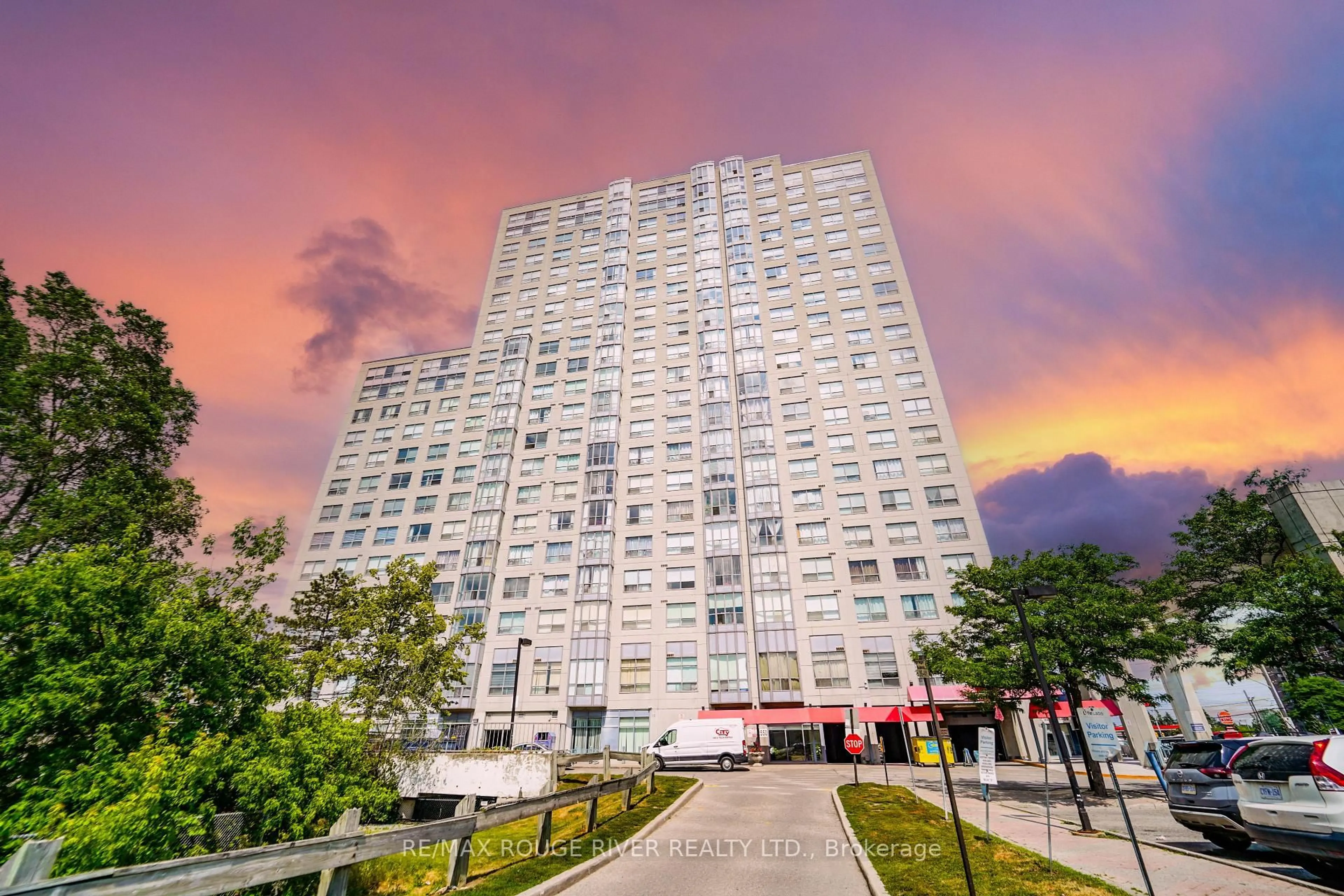 Unknown for 2550 Lawrence Ave #720, Toronto Ontario M1P 2R7
