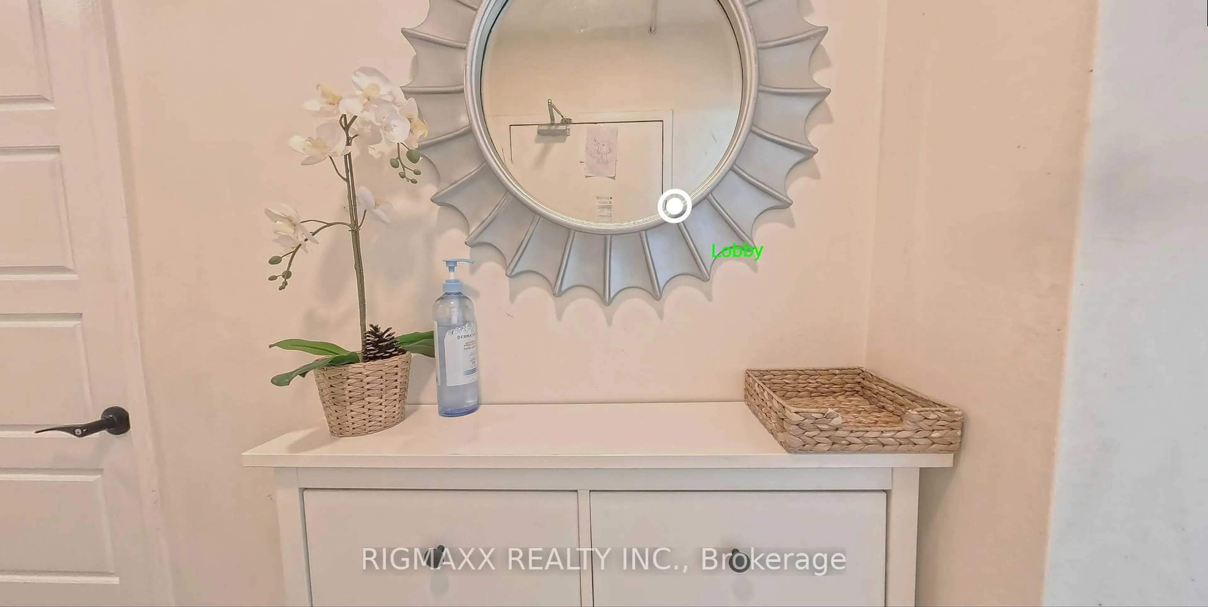 Contemporary bathroom, ceramic/tile floor for 1 Massey Sq #907, Toronto Ontario M4C 5L4
