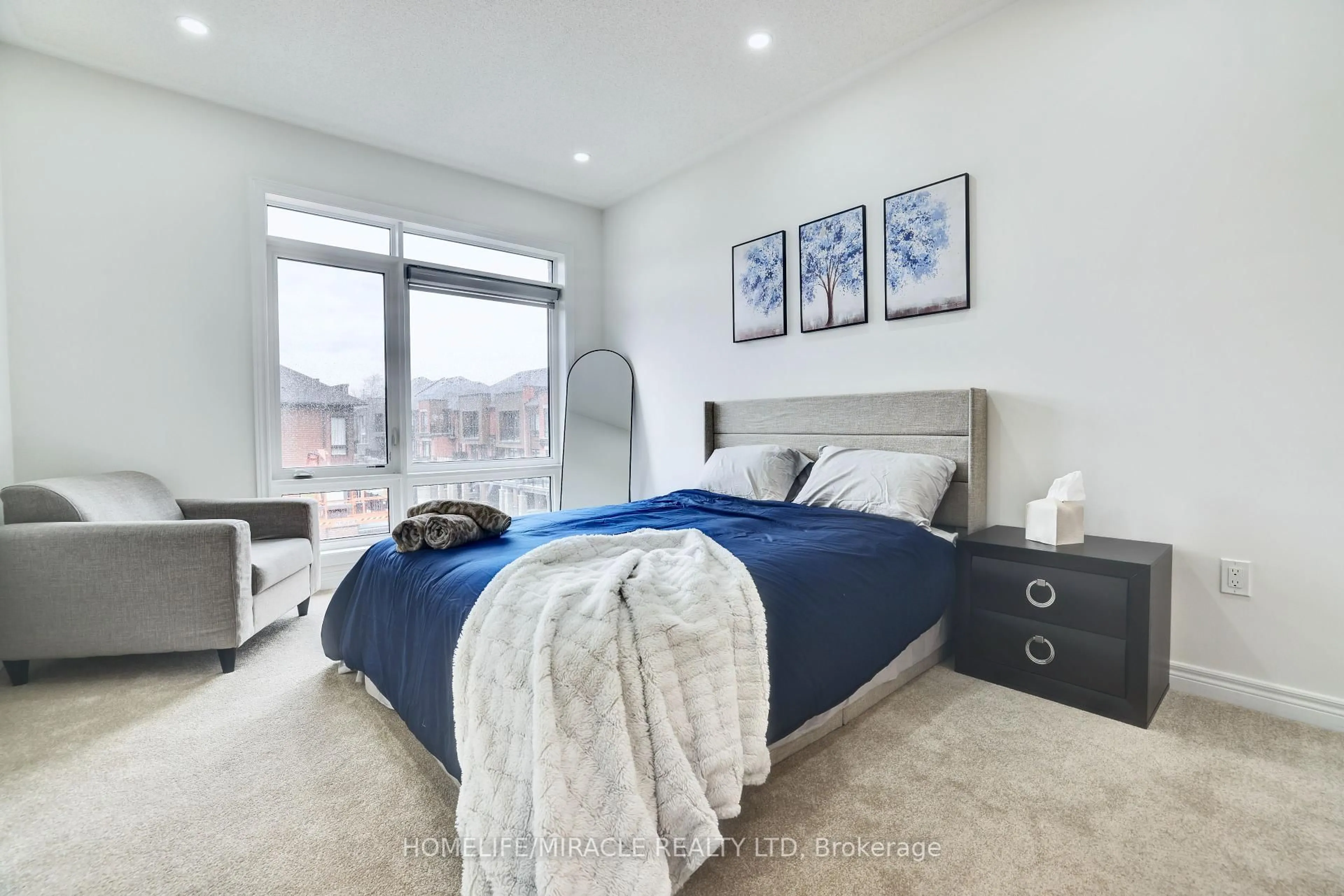 Bedroom with bed, unknown for 424 Salem Rd, Ajax Ontario L1S 0H2