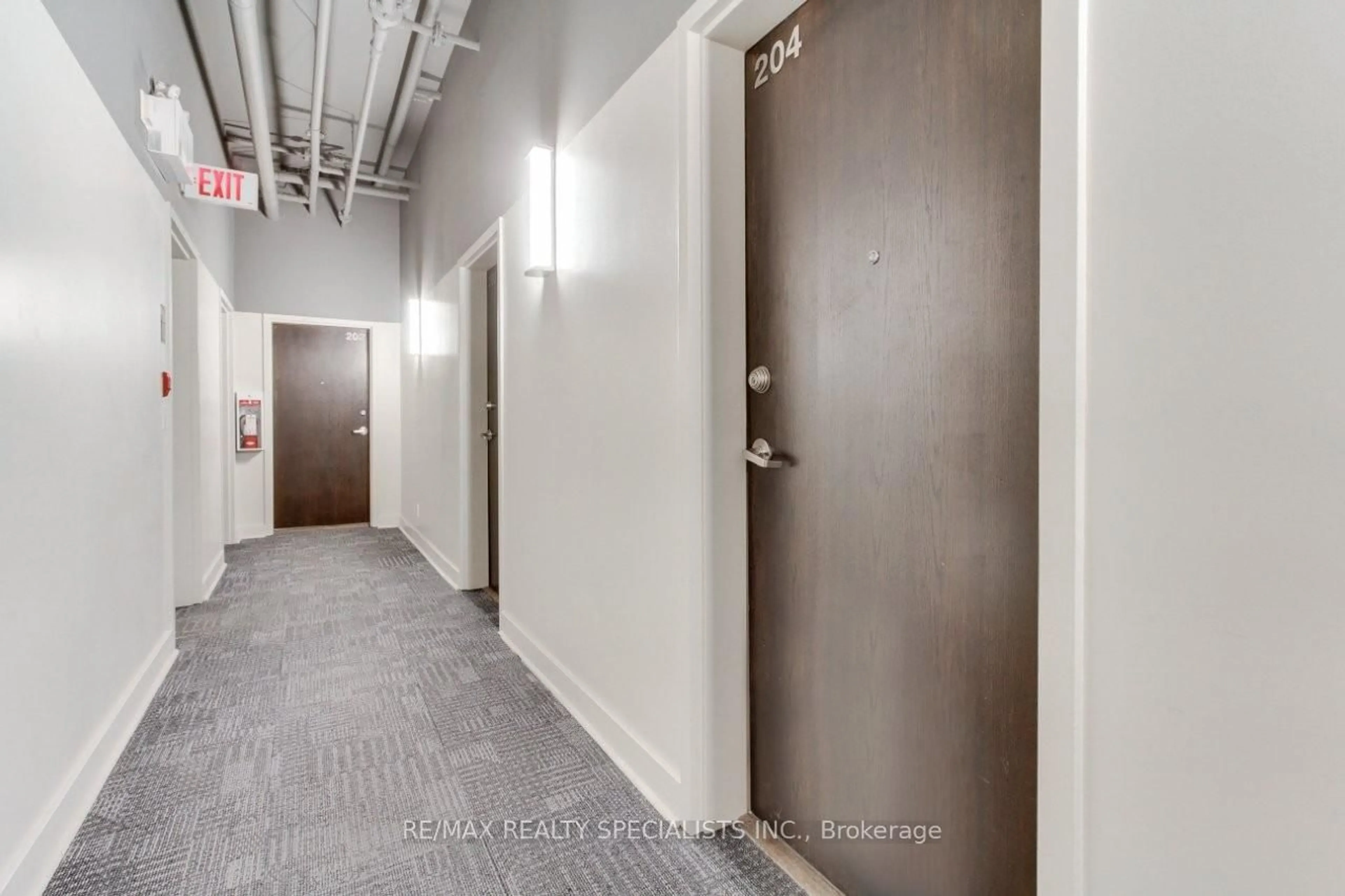 Indoor foyer for 1842 Queen St #204, Toronto Ontario M4L 1H1