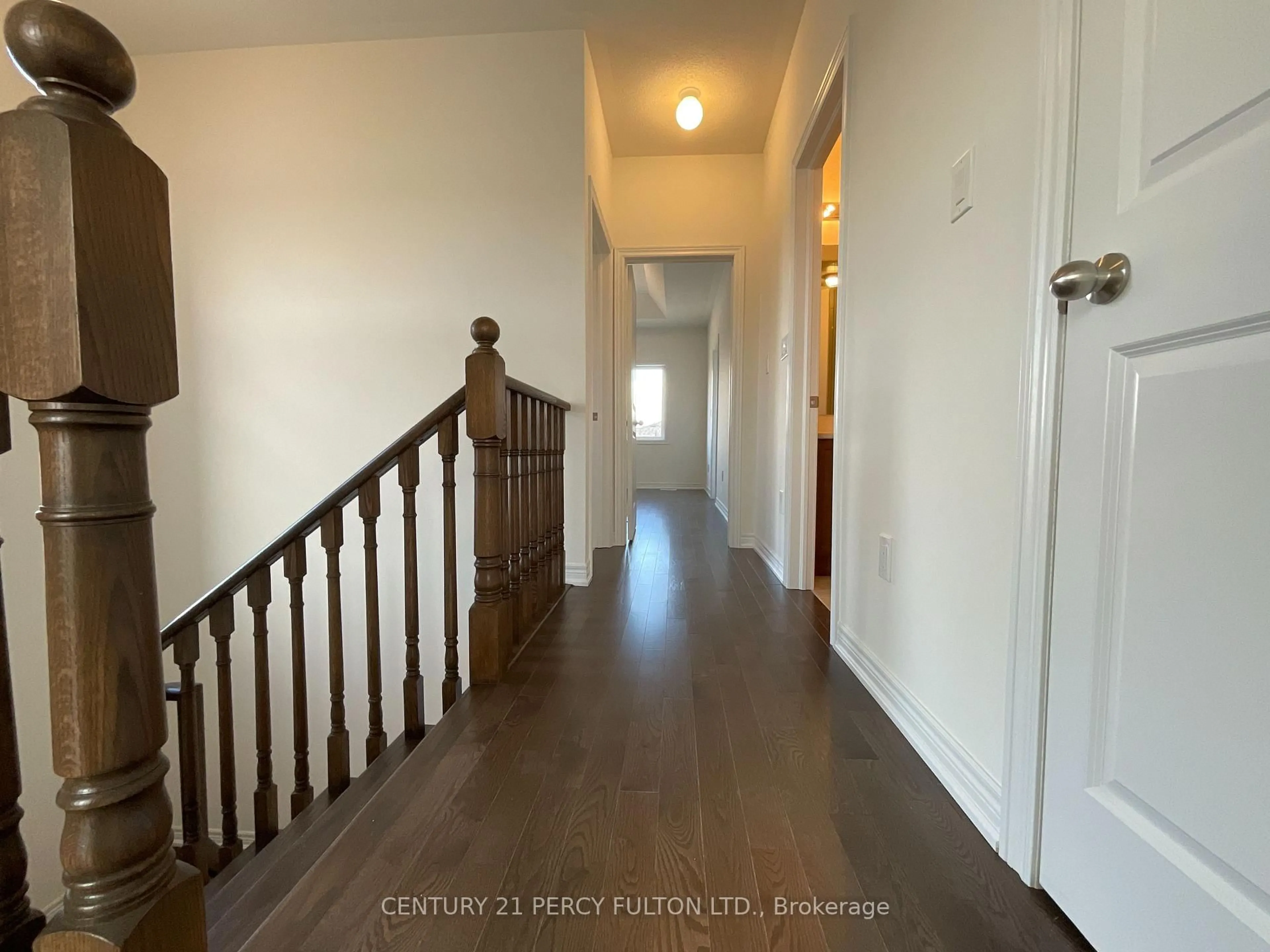 Indoor entryway for 2775 Peter Matthews Dr, Pickering Ontario L1X 0M3