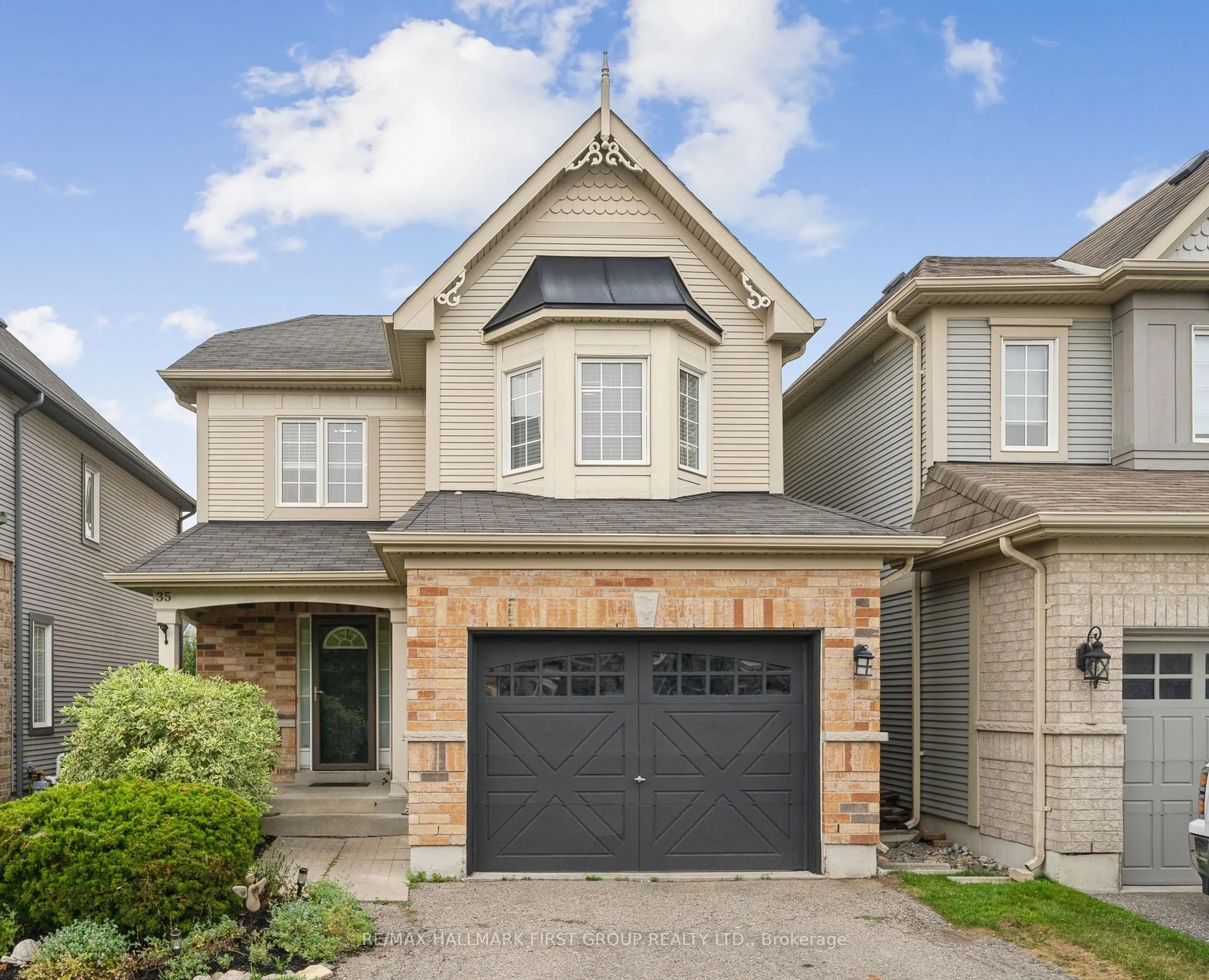 Home with brick exterior material, street for 35 Allworth Cres, Clarington Ontario L1C 0B3