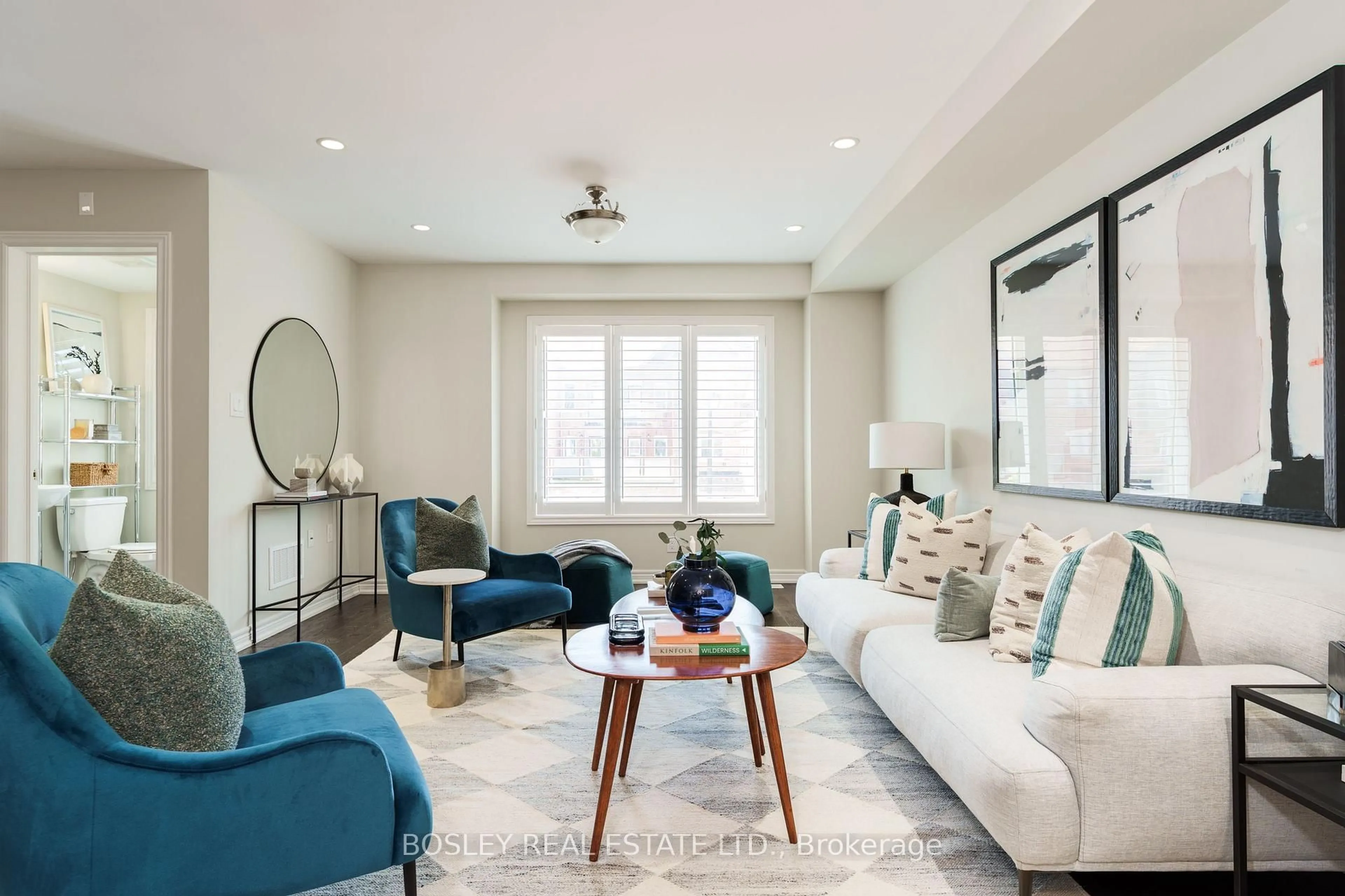 Living room with furniture, unknown for 36 Pringdale Gardens Circ, Toronto Ontario M1J 0B1
