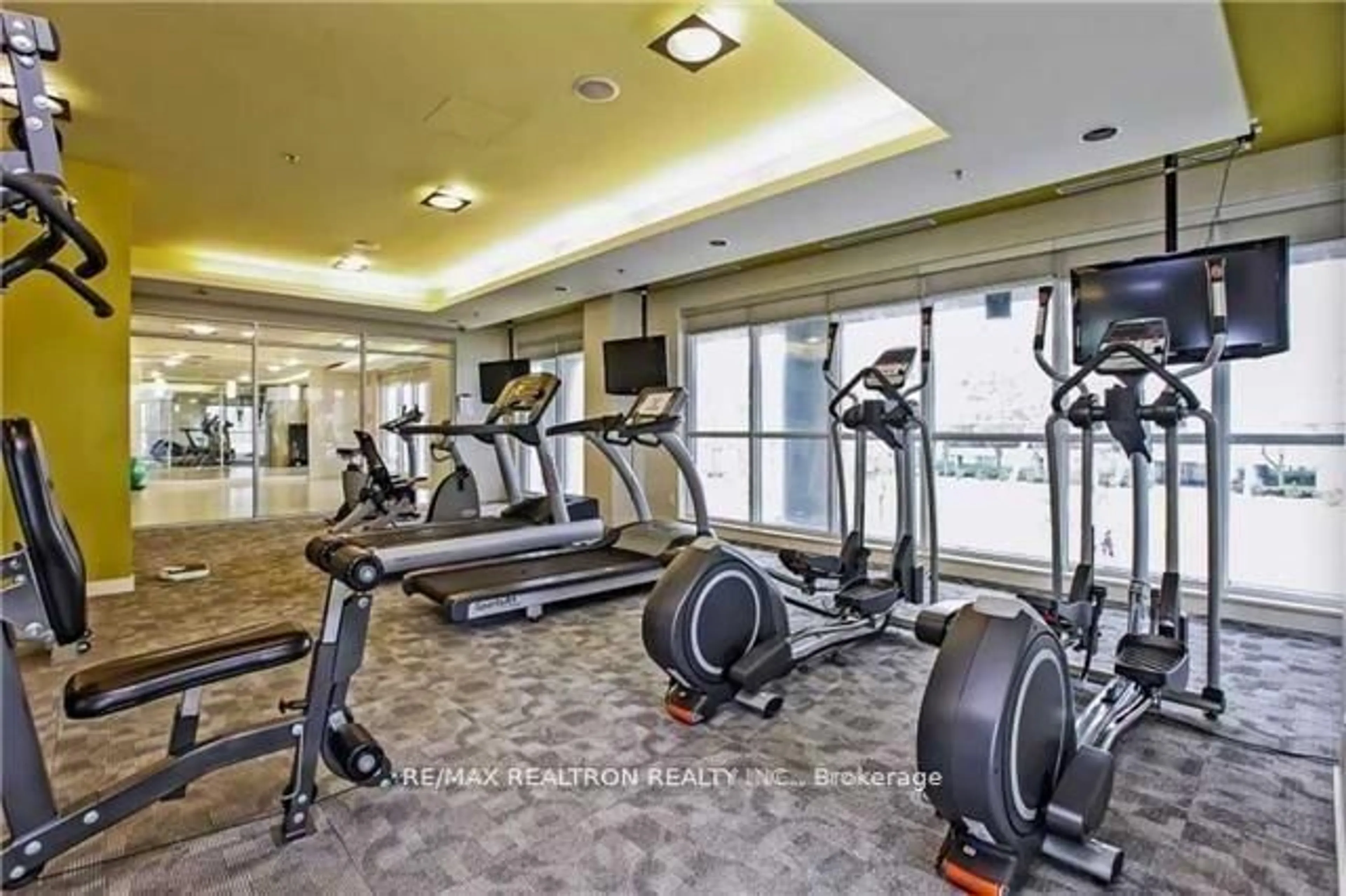 Gym or fitness room for 60 Town Centre Crt #1602, Toronto Ontario M1P 0B1