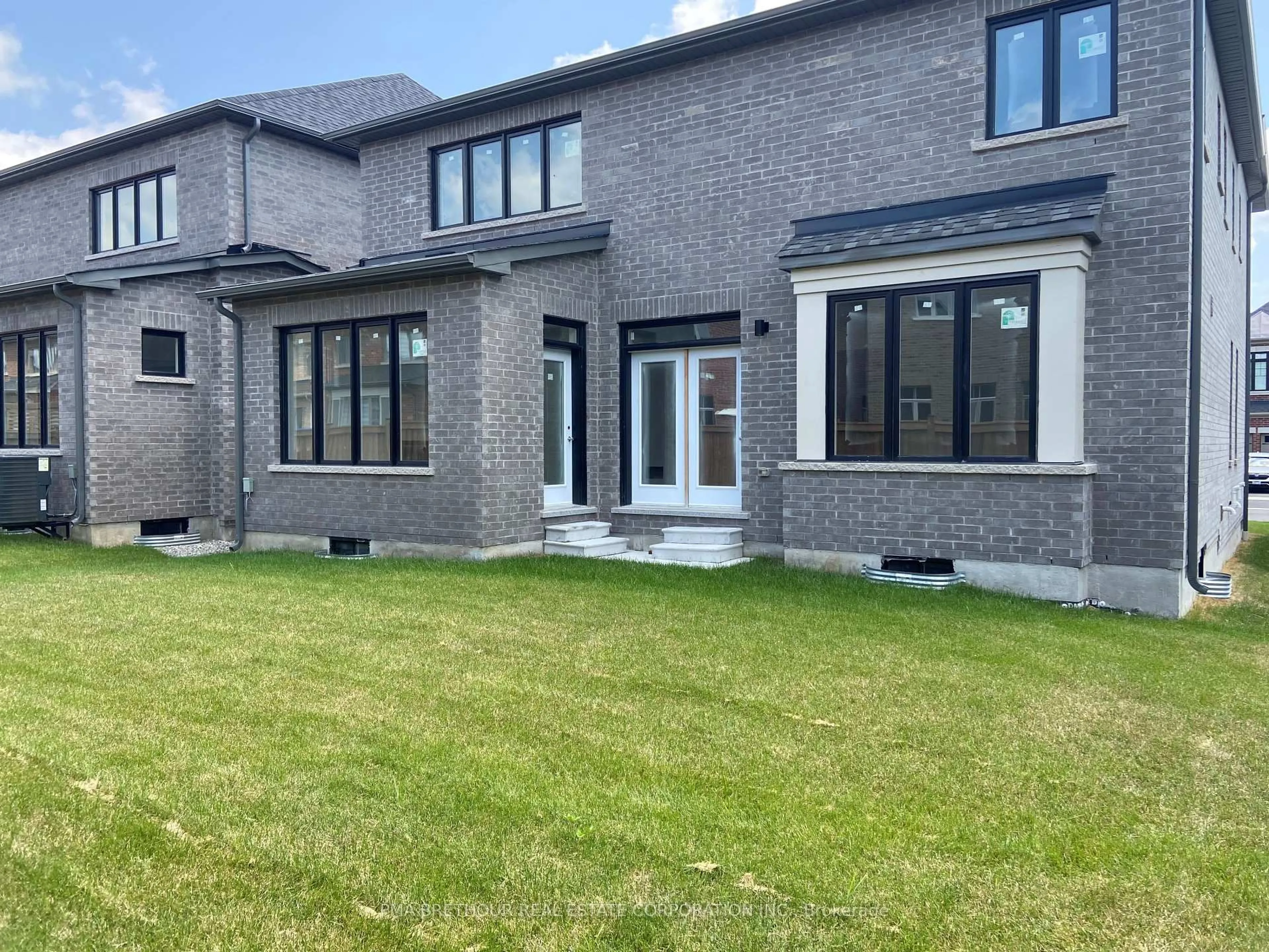 Home with brick exterior material, street for 35 Brabin Circ, Whitby Ontario L1P 0B9