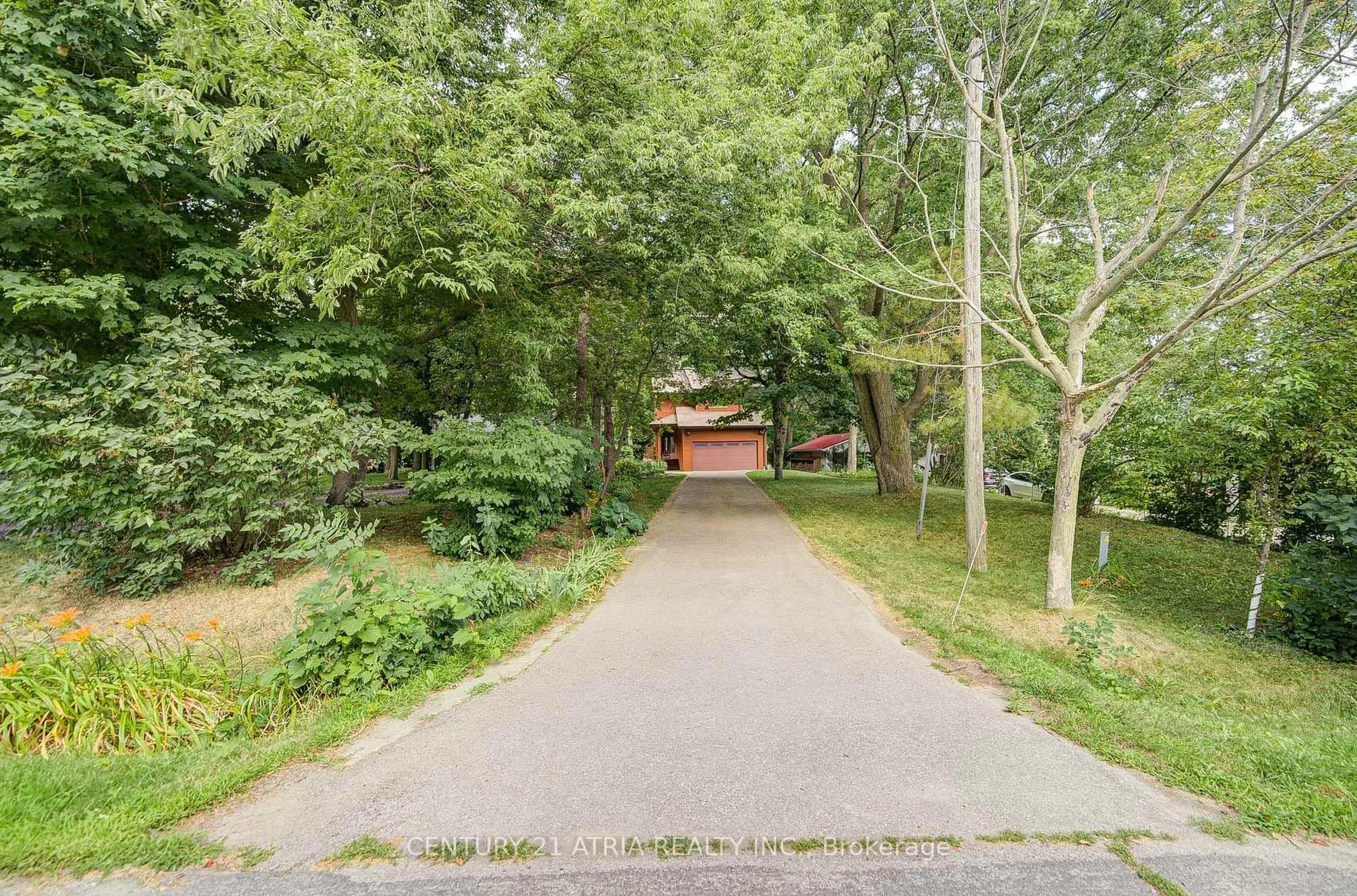 A pic from outside/outdoor area/front of a property/back of a property/a pic from drone, forest/trees view for 2671 Thickson Rd, Whitby Ontario L1N 6J3