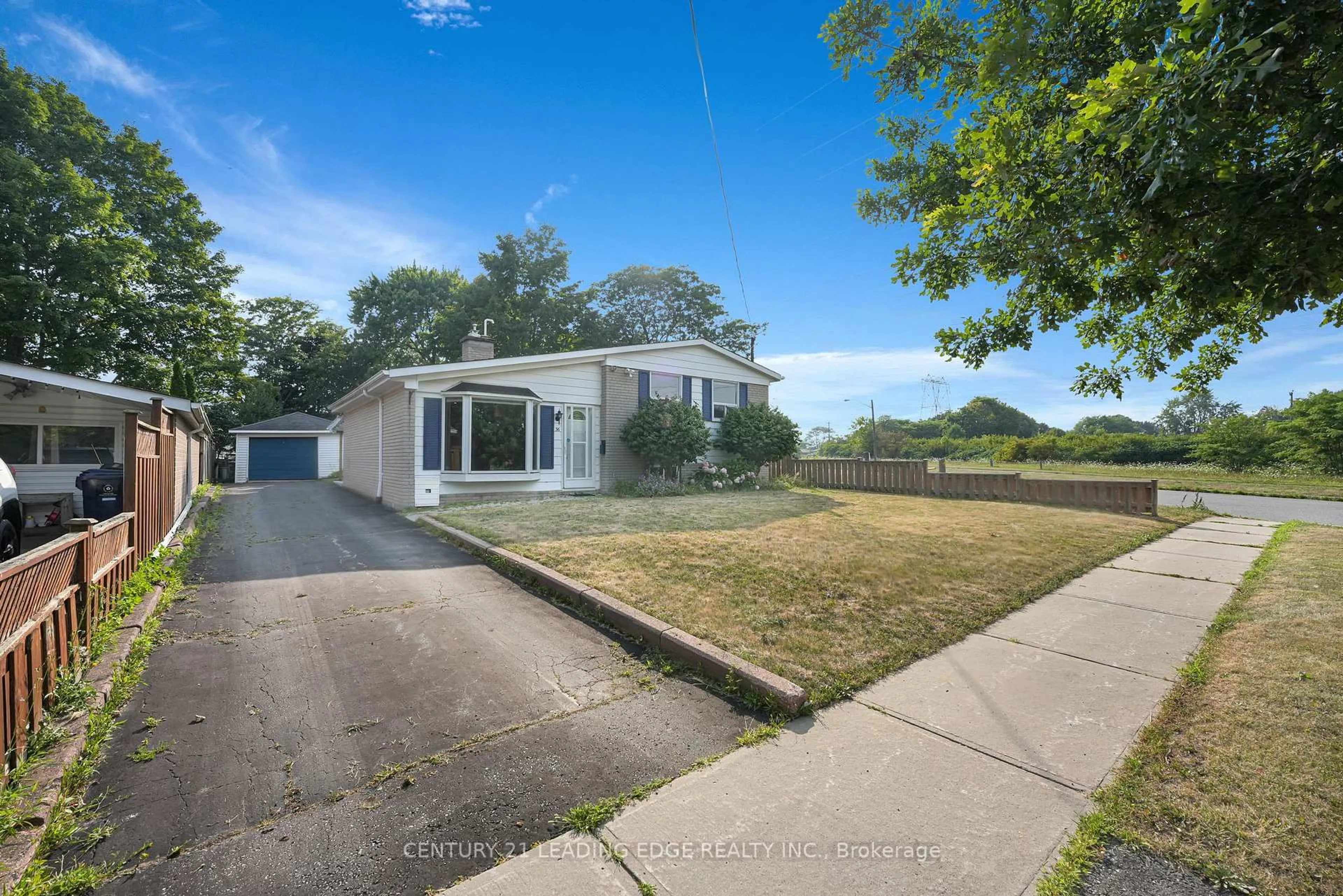 A pic from outside/outdoor area/front of a property/back of a property/a pic from drone, street for 36 Benshire Dr, Toronto Ontario M1H 1M3