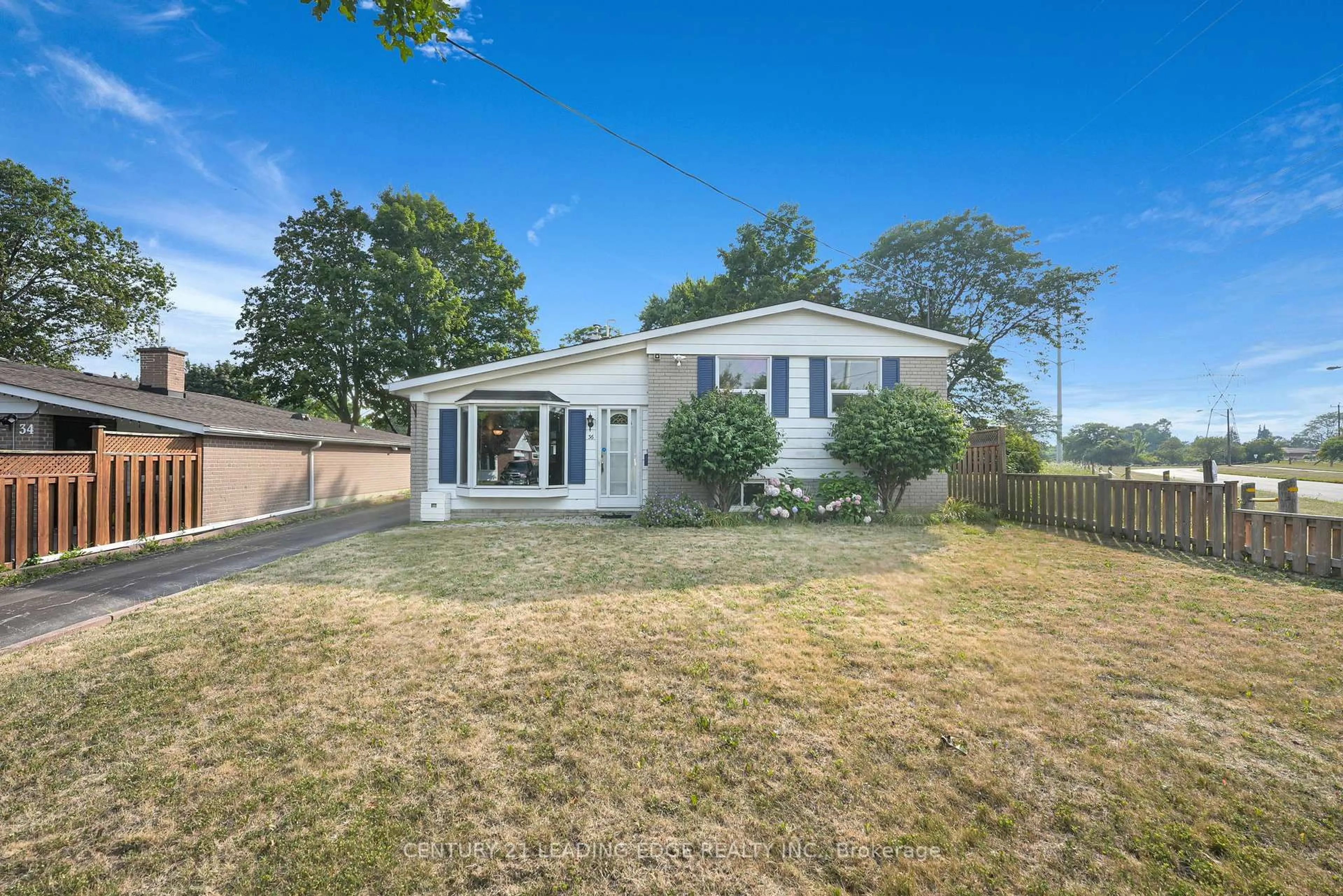 A pic from outside/outdoor area/front of a property/back of a property/a pic from drone, street for 36 Benshire Dr, Toronto Ontario M1H 1M3