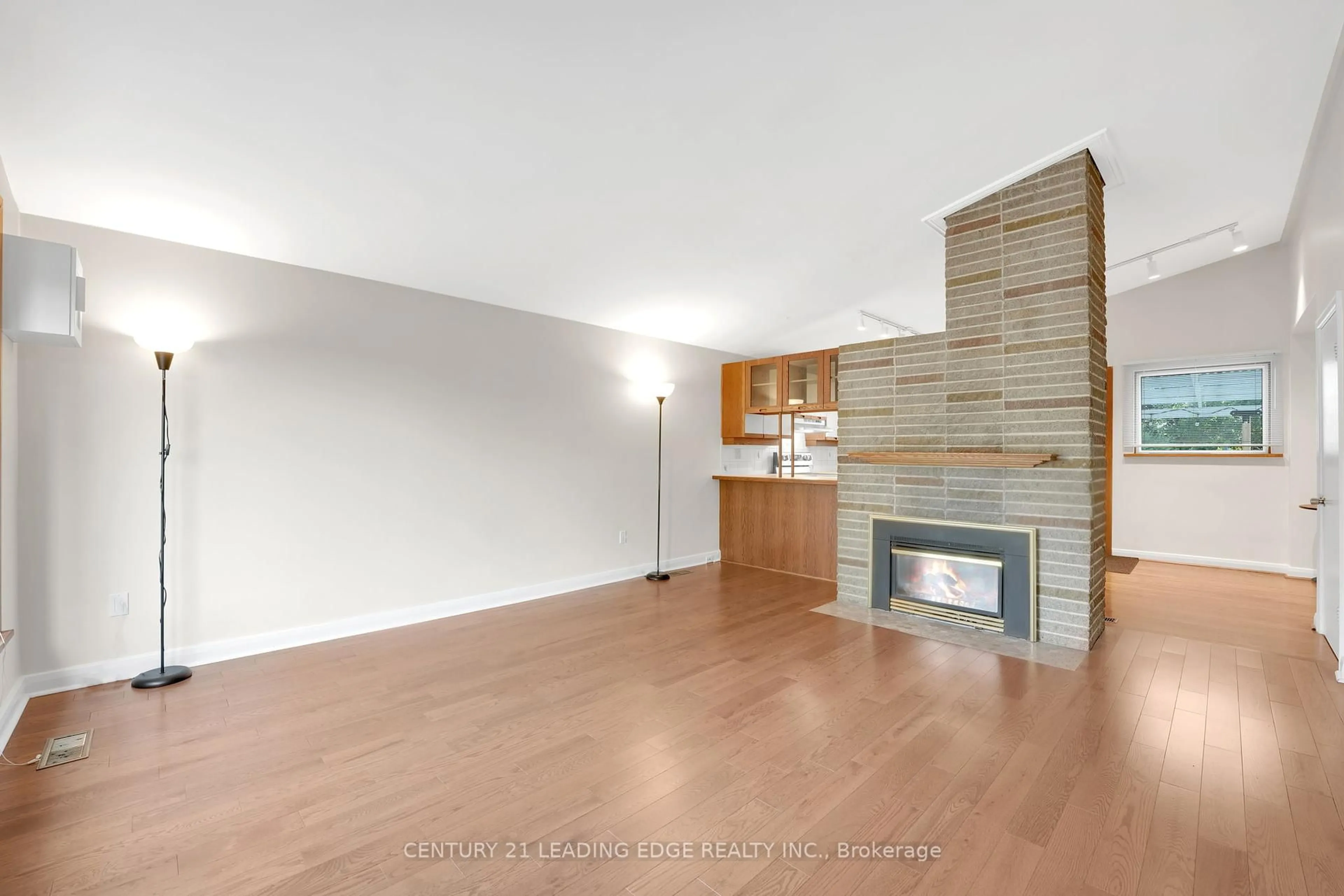 A pic of a room for 36 Benshire Dr, Toronto Ontario M1H 1M3