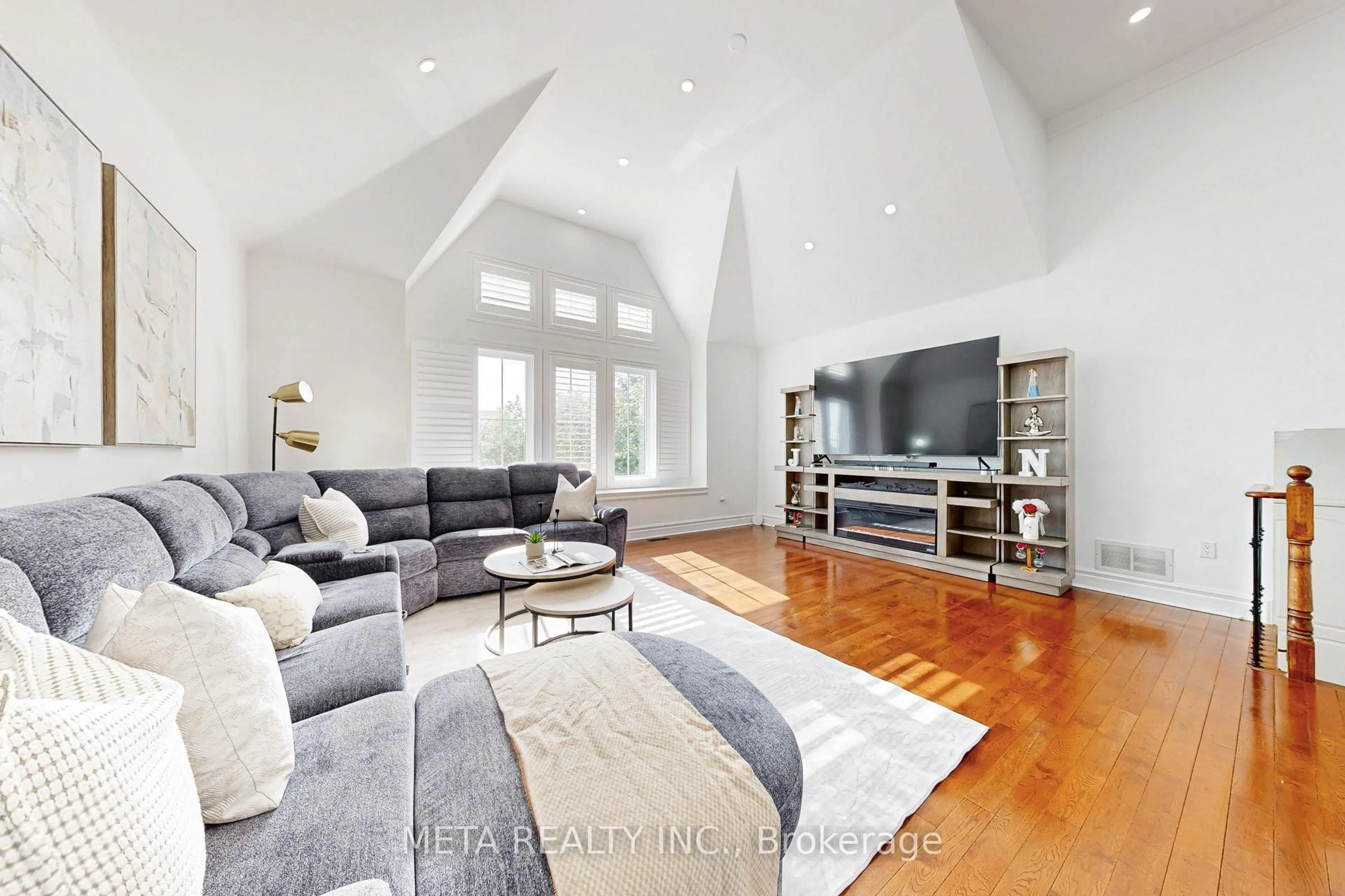 Living room with furniture, unknown for 1681 Yardley St, Oshawa Ontario L1K 0B4