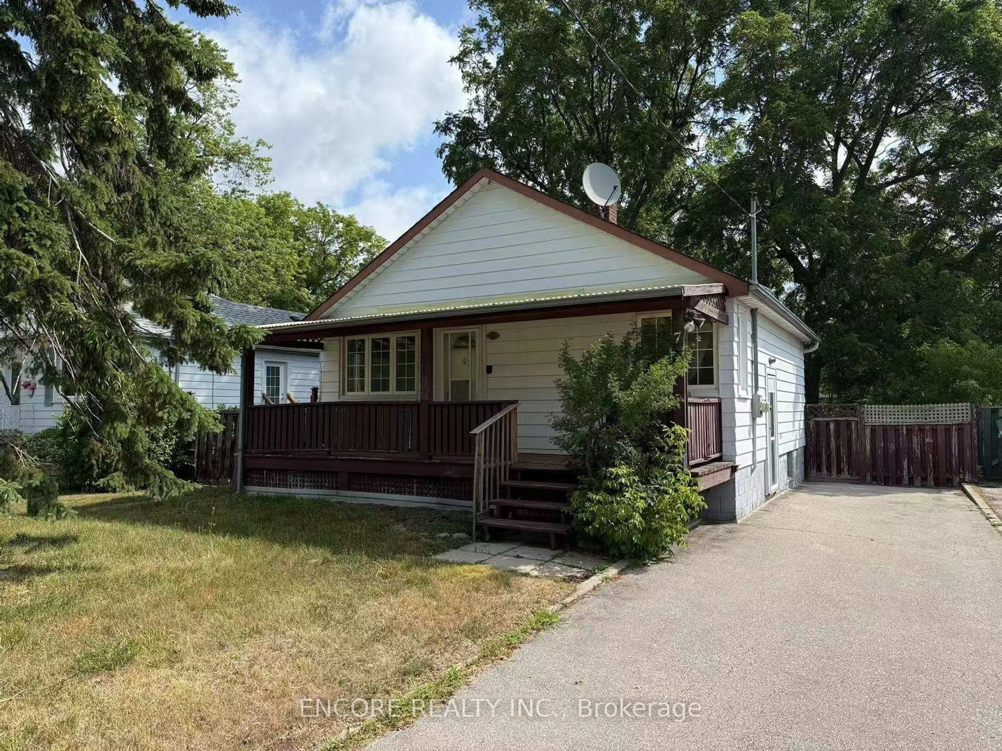 Unknown for 7 Weir Cres, Toronto Ontario M1E 3A8